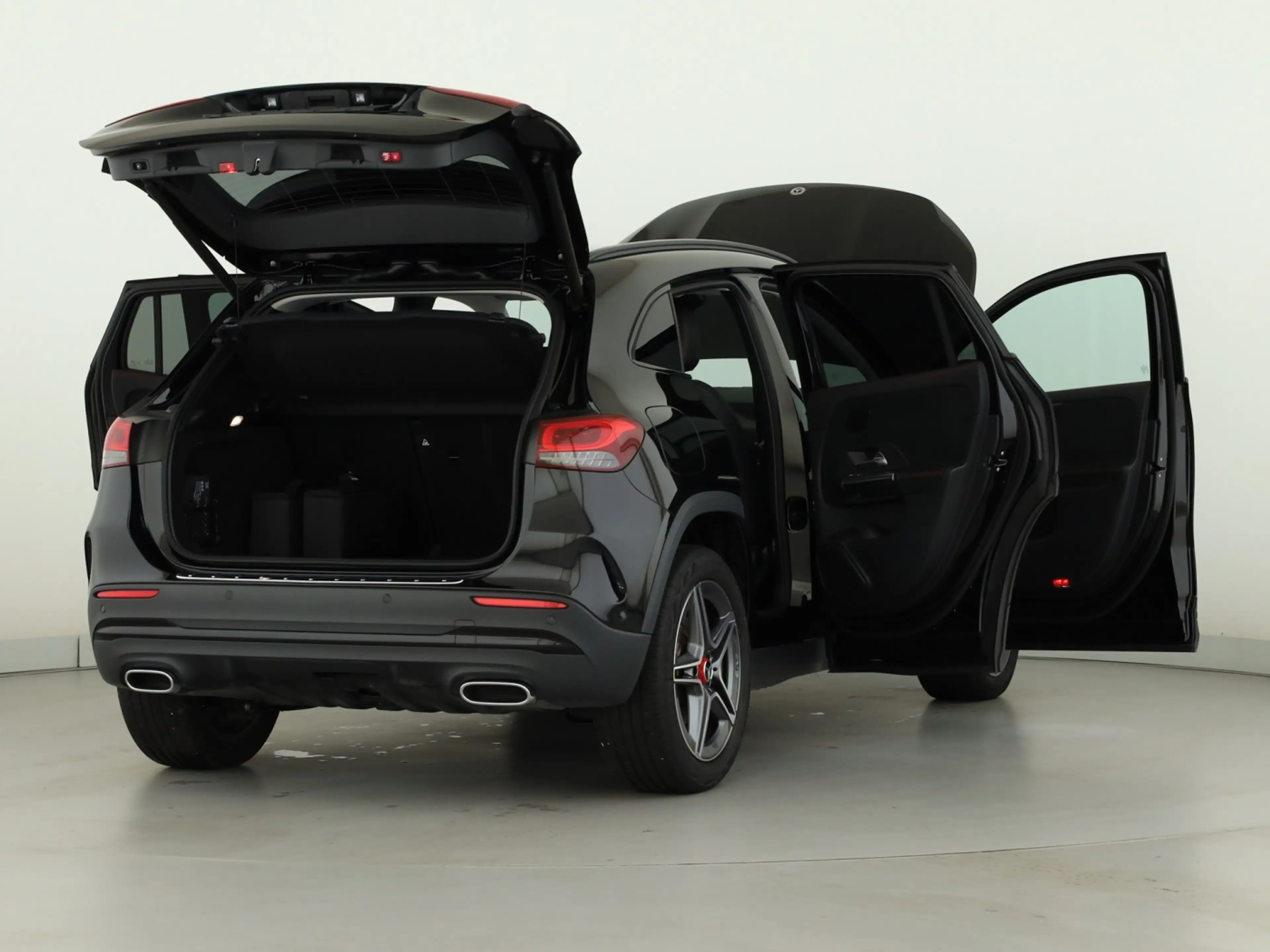 Mercedes-Benz GLA 250 e *AMG Line*Multibeam*AHK*PTS*360°Kamera — photo 9