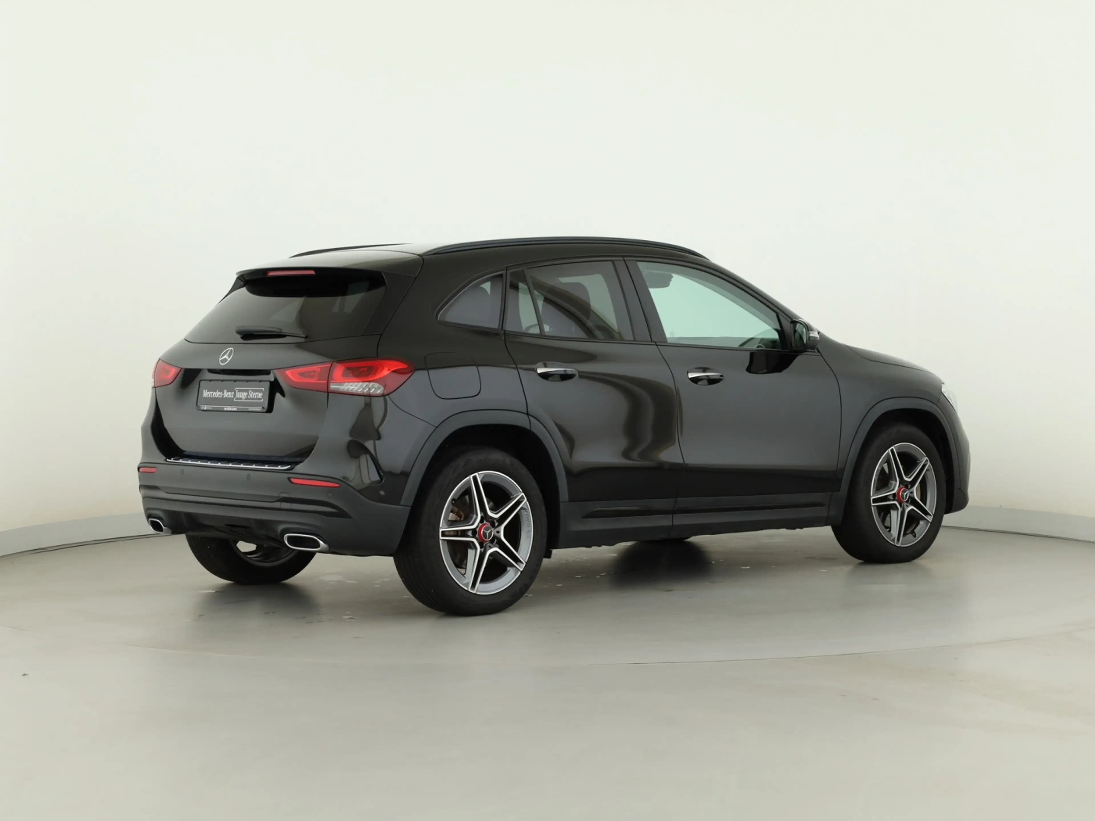 Mercedes-Benz GLA 250 e *AMG Line*Multibeam*AHK*PTS*360°Kamera — photo 6