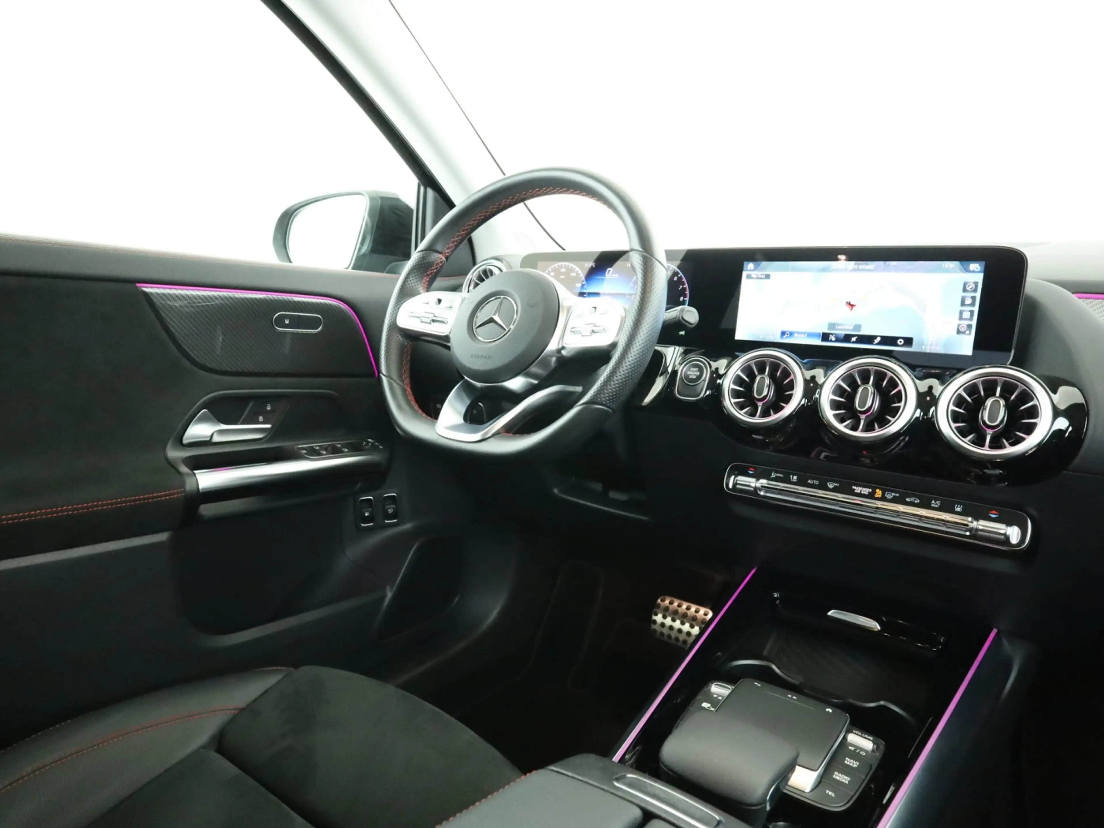 Mercedes-Benz GLA 250 e *AMG Line*Multibeam*AHK*PTS*360°Kamera — photo 10