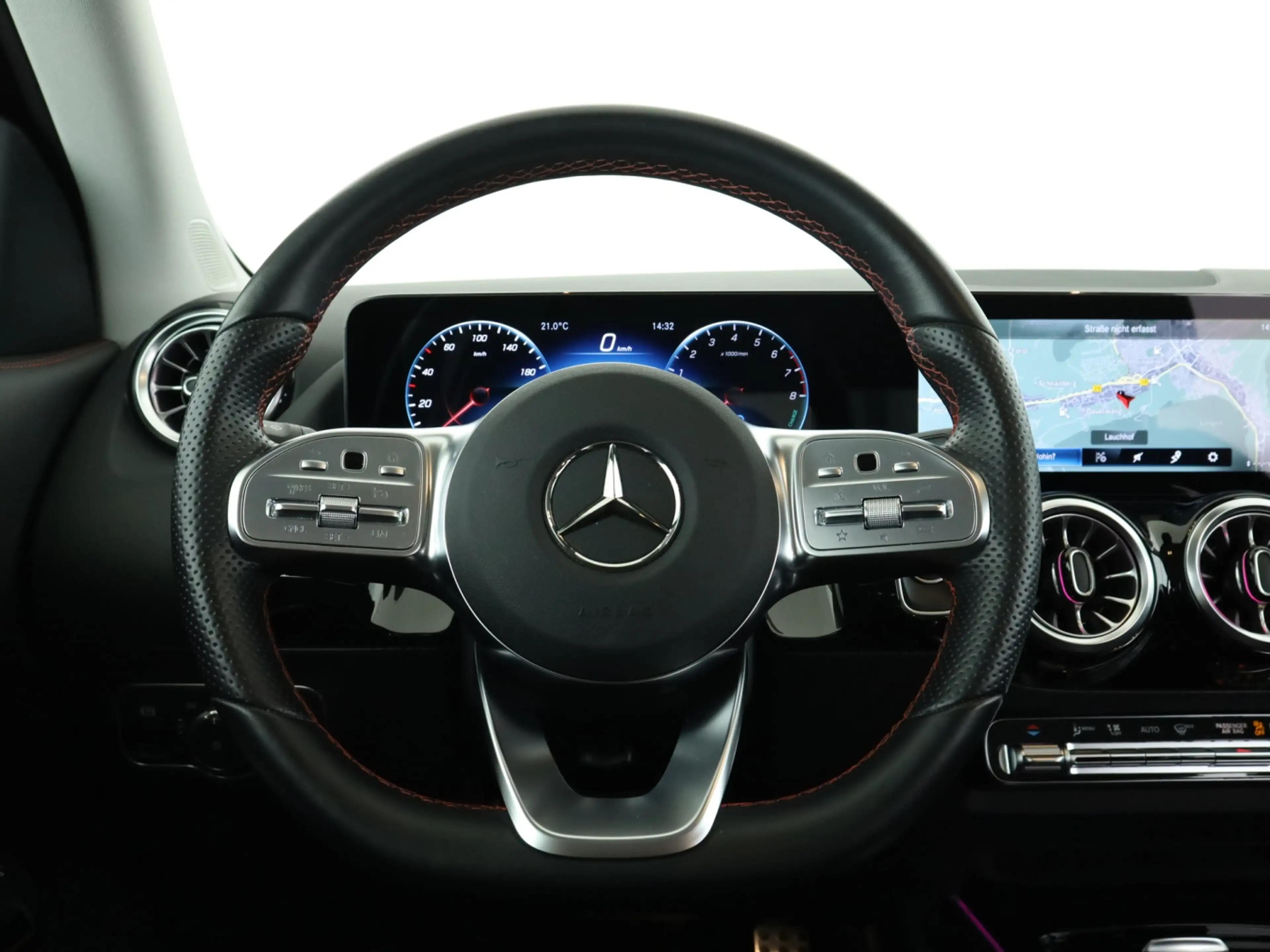 Mercedes-Benz GLA 250 e *AMG Line*Multibeam*AHK*PTS*360°Kamera — photo 11