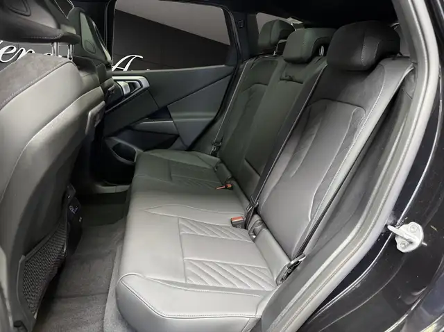 BMW X3 view 7