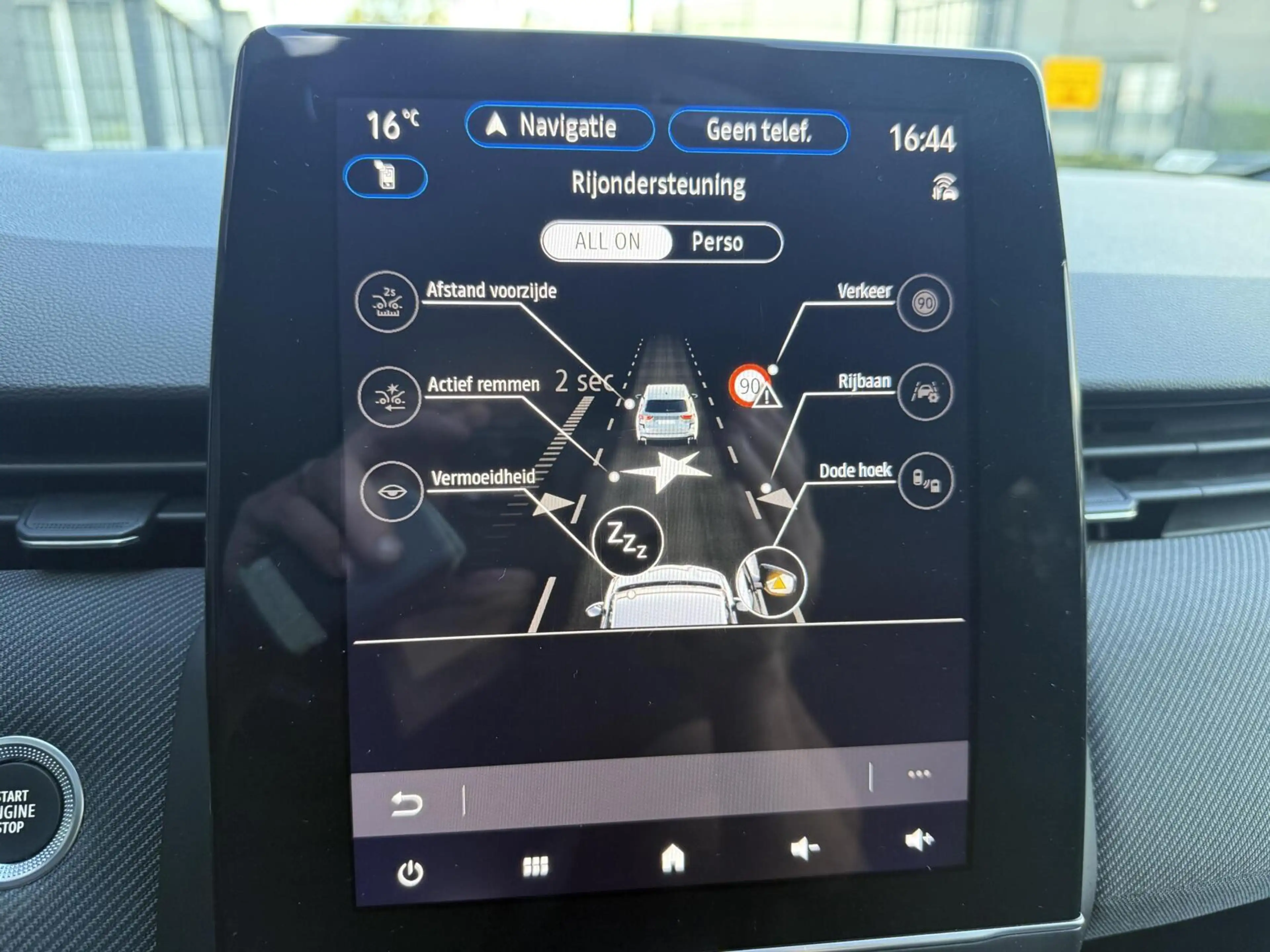 Renault Clio 1.6 E-Tech Full Hybrid 145 esprit Alpine — photo 24