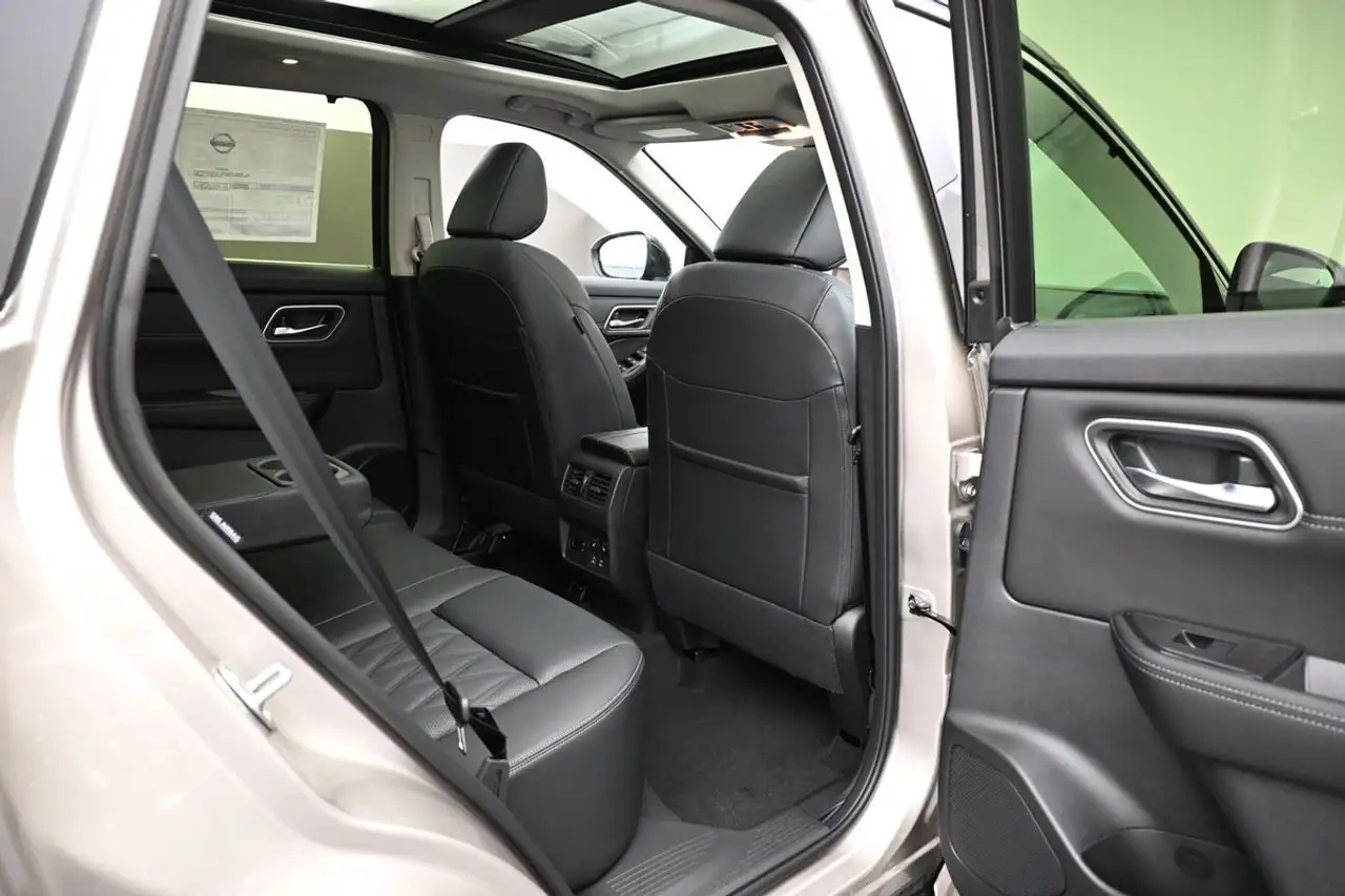 Nissan Rogue photo Nissan Rogue