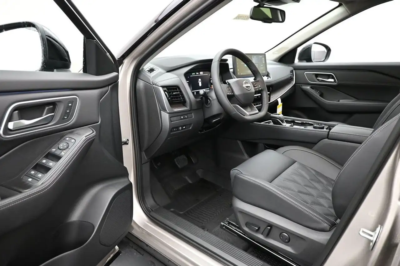 Nissan Rogue photo Nissan Rogue