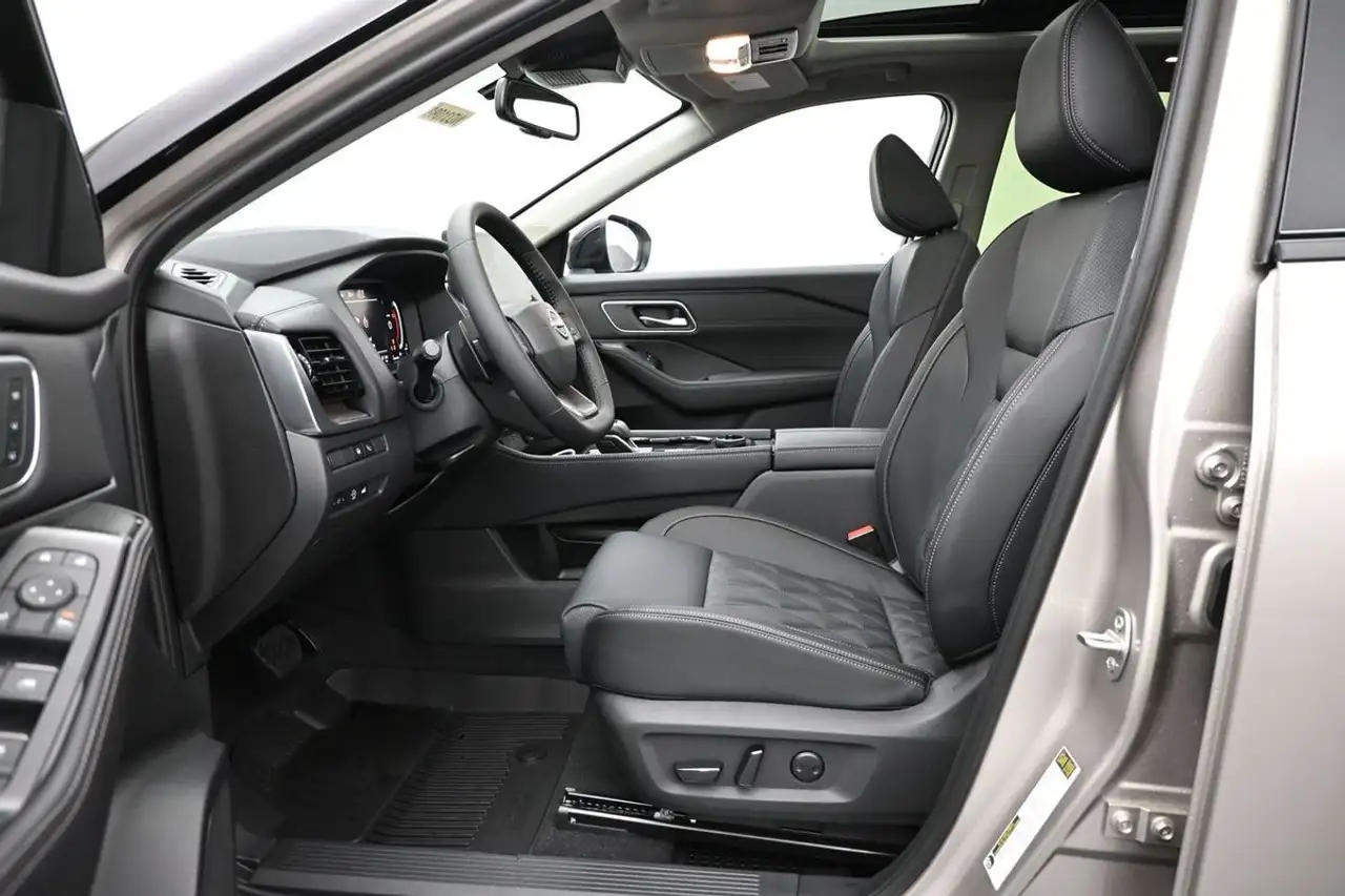 Nissan Rogue photo Nissan Rogue
