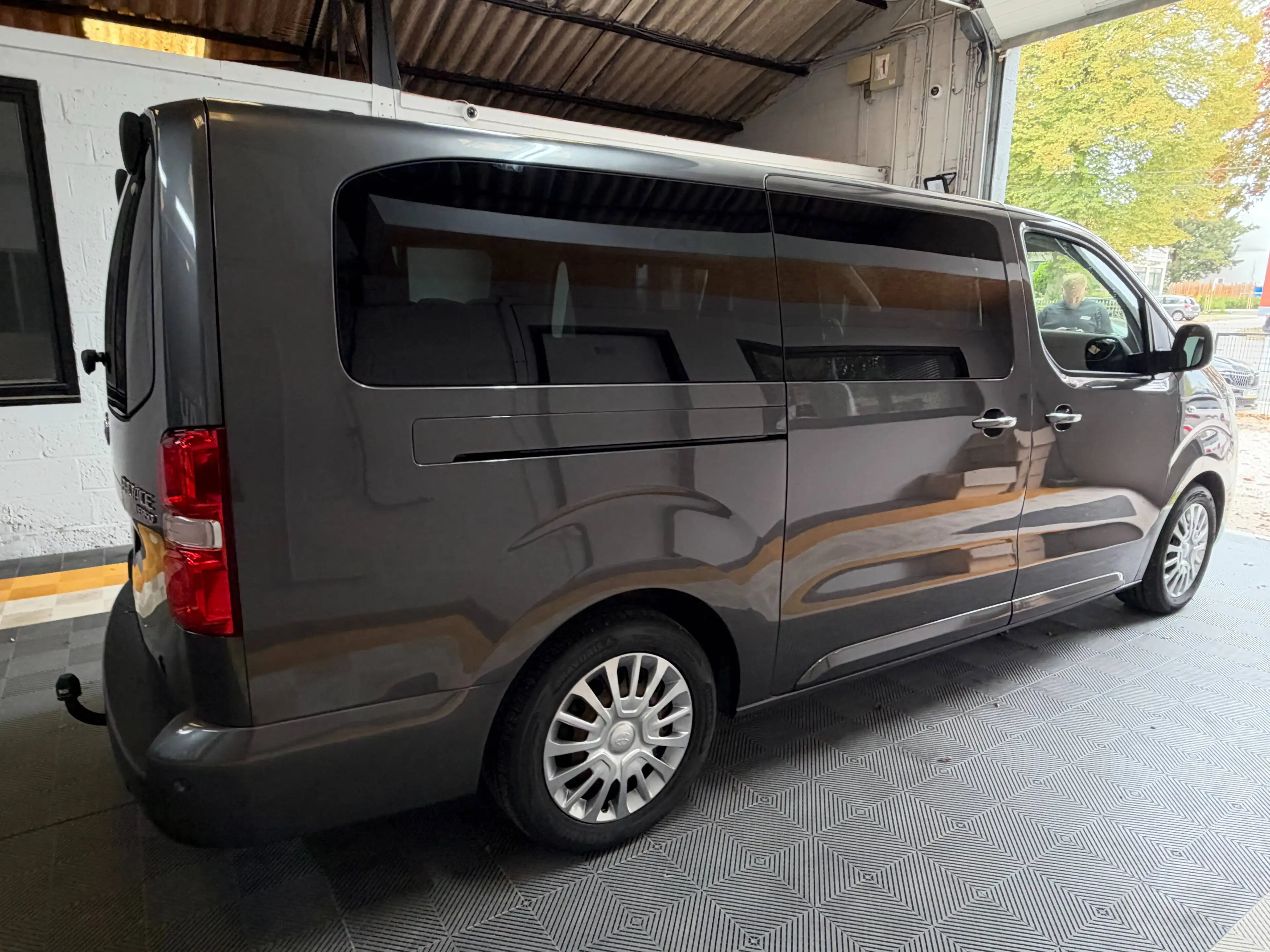 Toyota Proace Proace Verso 2.0 D-4D Long MPV S 8PL - GARANTIE TOYOTA 2029 — photo 4