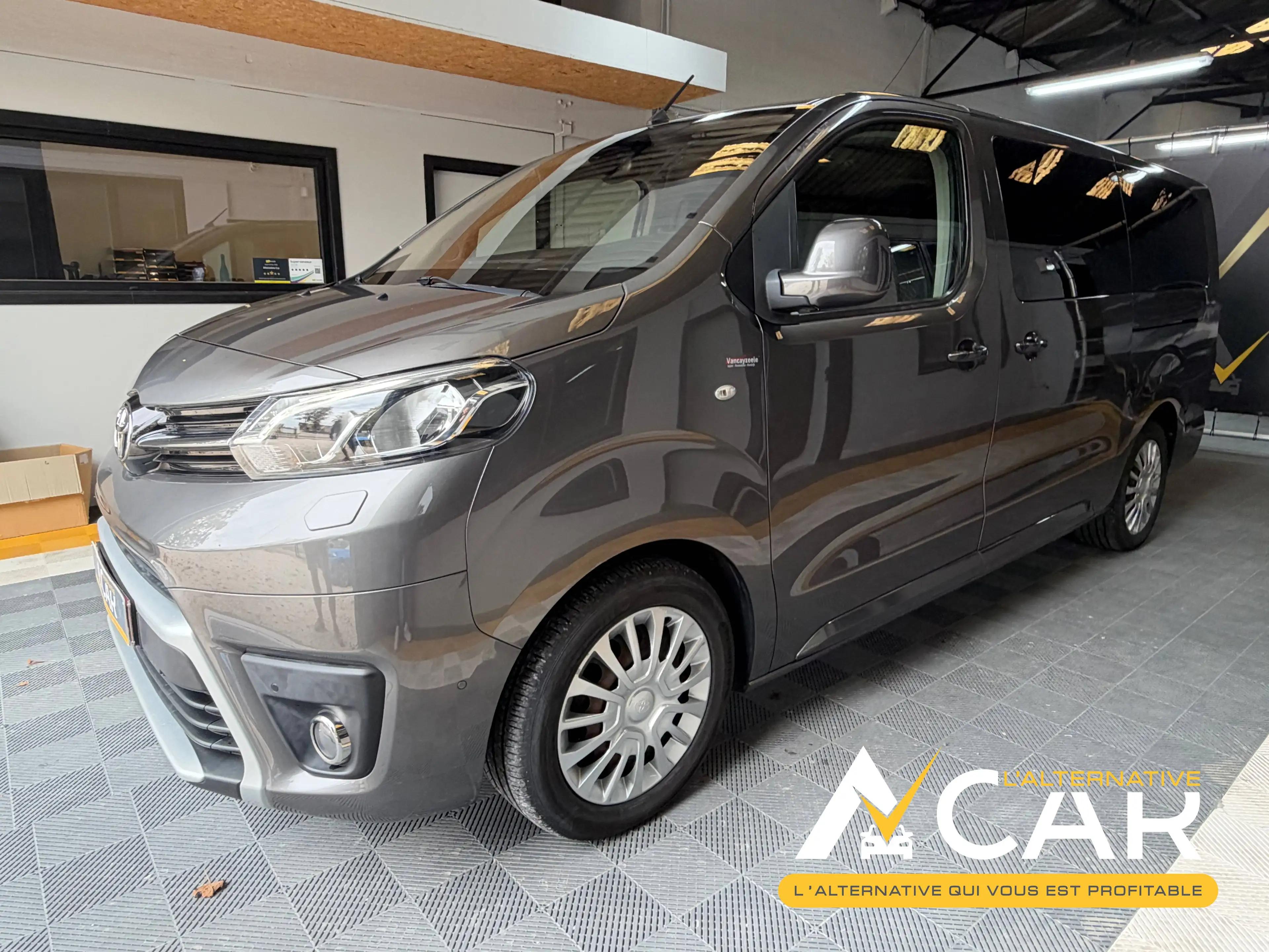 Toyota Proace Proace Verso 2.0 D-4D Long MPV S 8PL - GARANTIE TOYOTA 2029