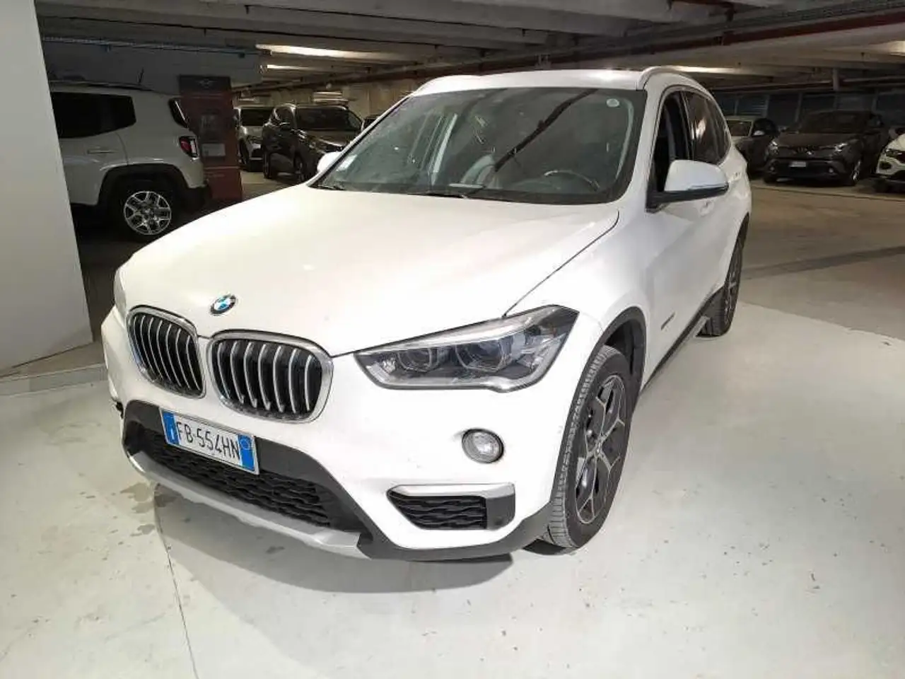 BMW X1 SUV/4x4/Pick-up in Wit tweedehands in Settimo Torinese - Torino - To voor € 12.850,-