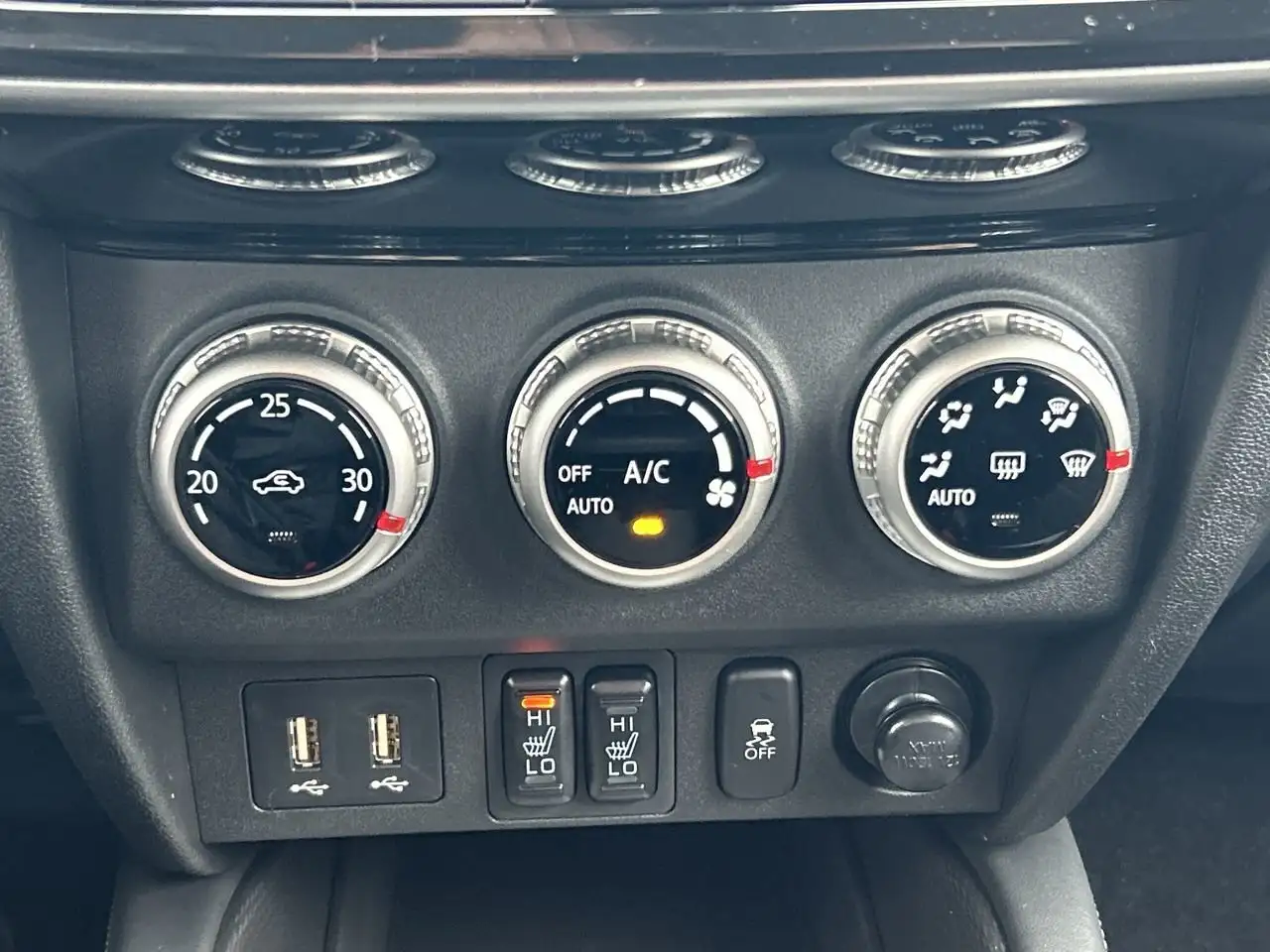 Mitsubishi RVR снимка Mitsubishi RVR