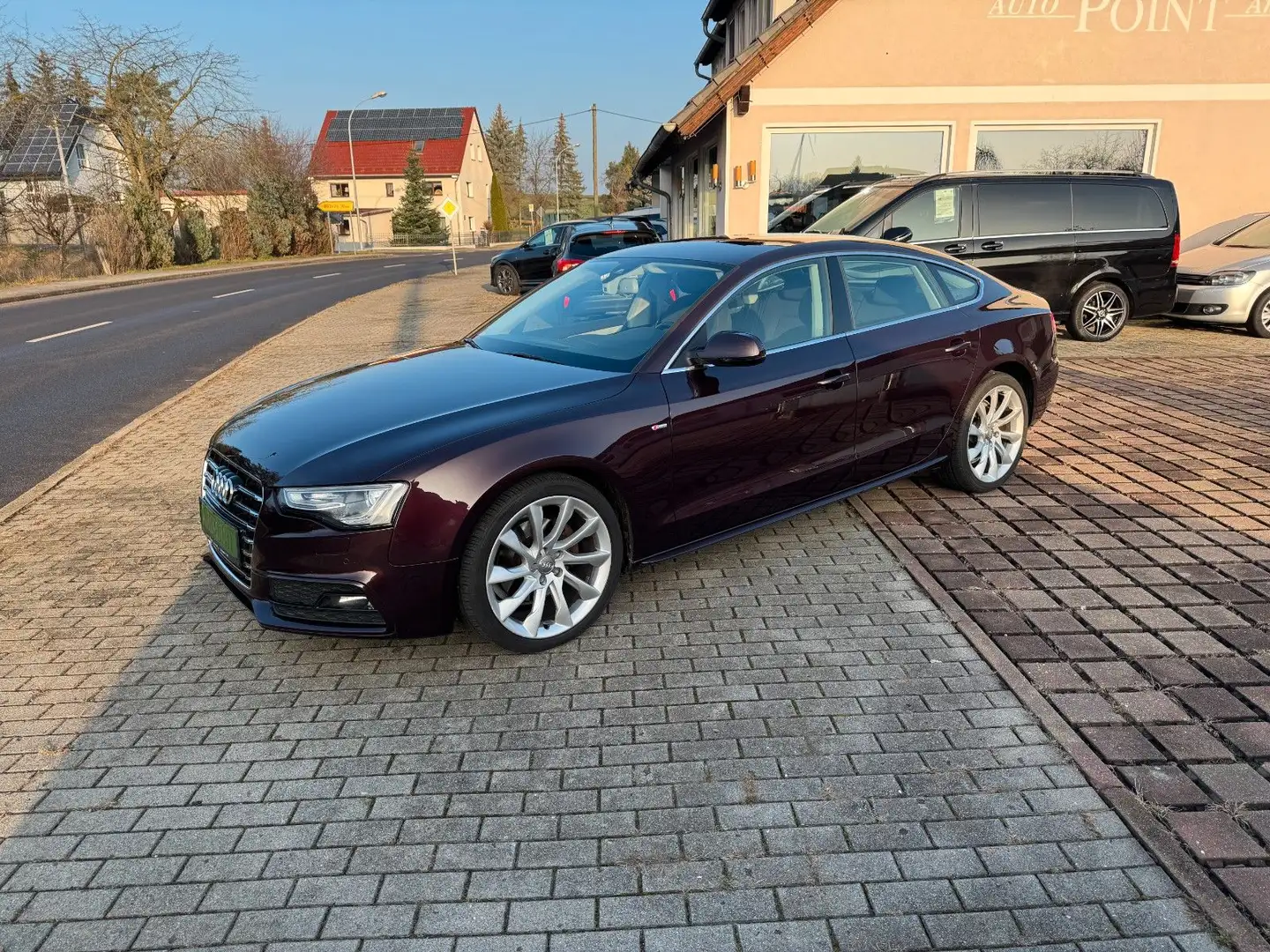 Audi A5 Sportback 2.0 TDI S Line Selection mit AHZV Rot - 1