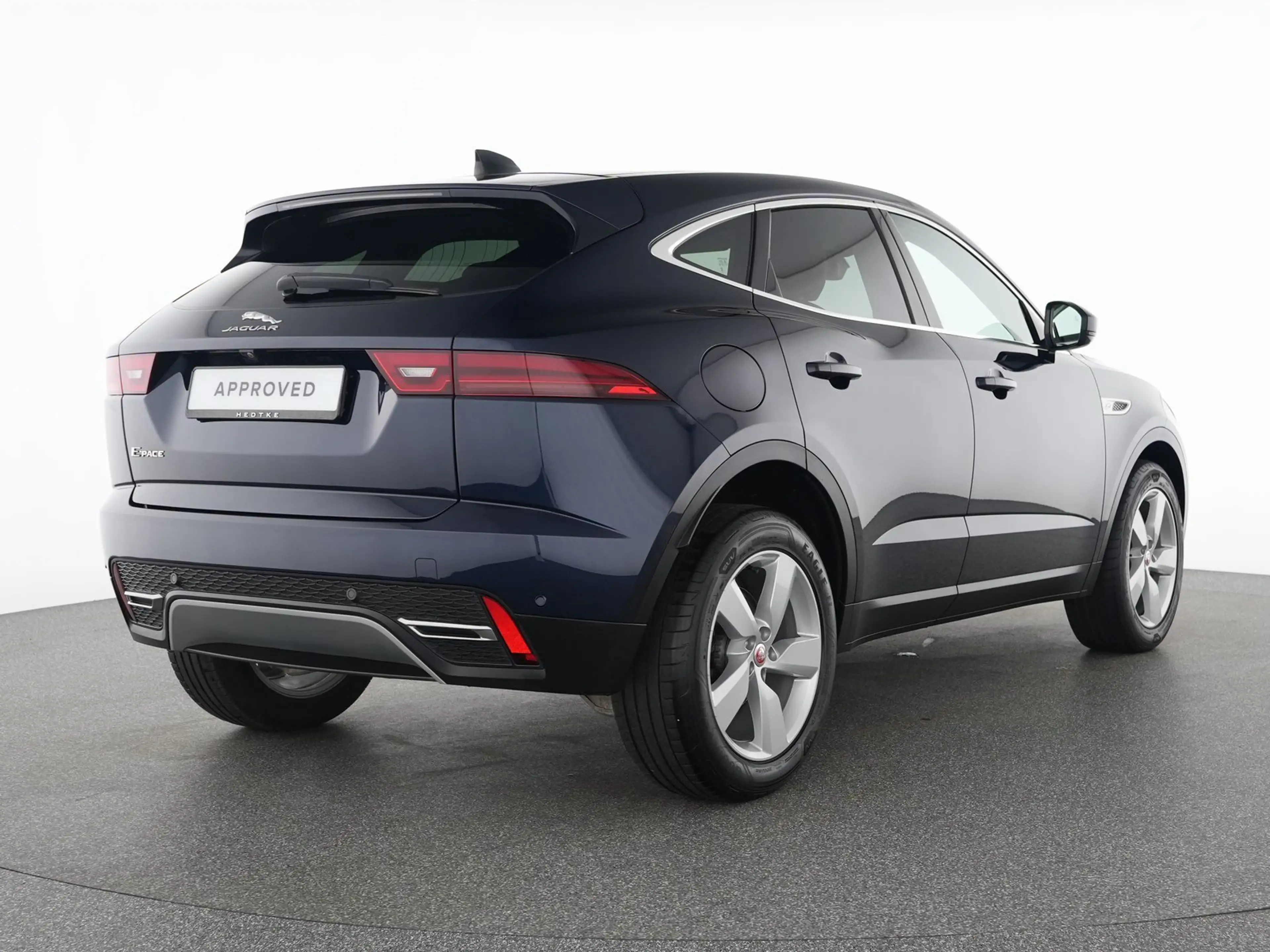 Jaguar E-Pace E-PACE D165 AWD SE — photo 2