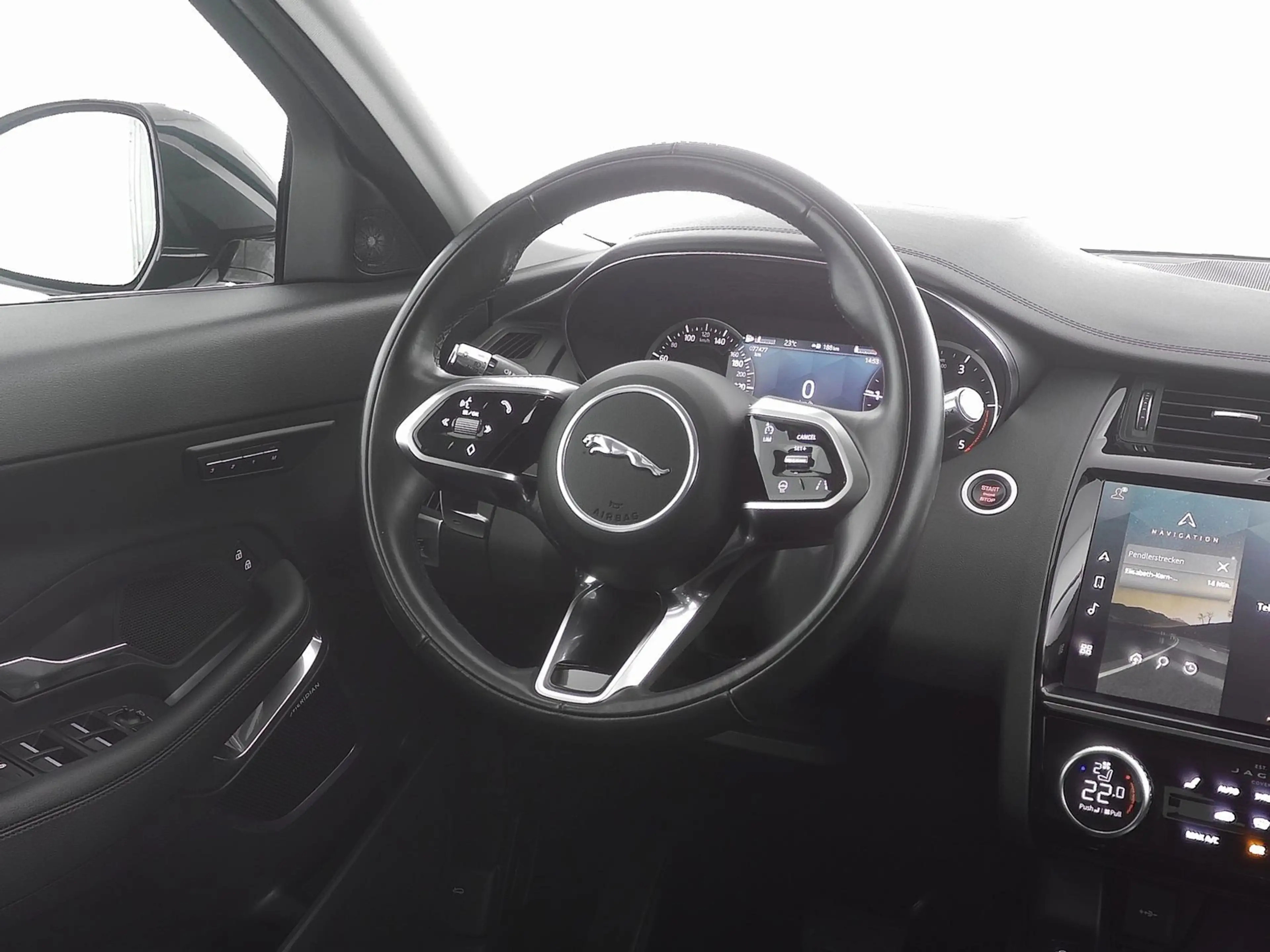 Jaguar E-Pace E-PACE D165 AWD SE — photo 4