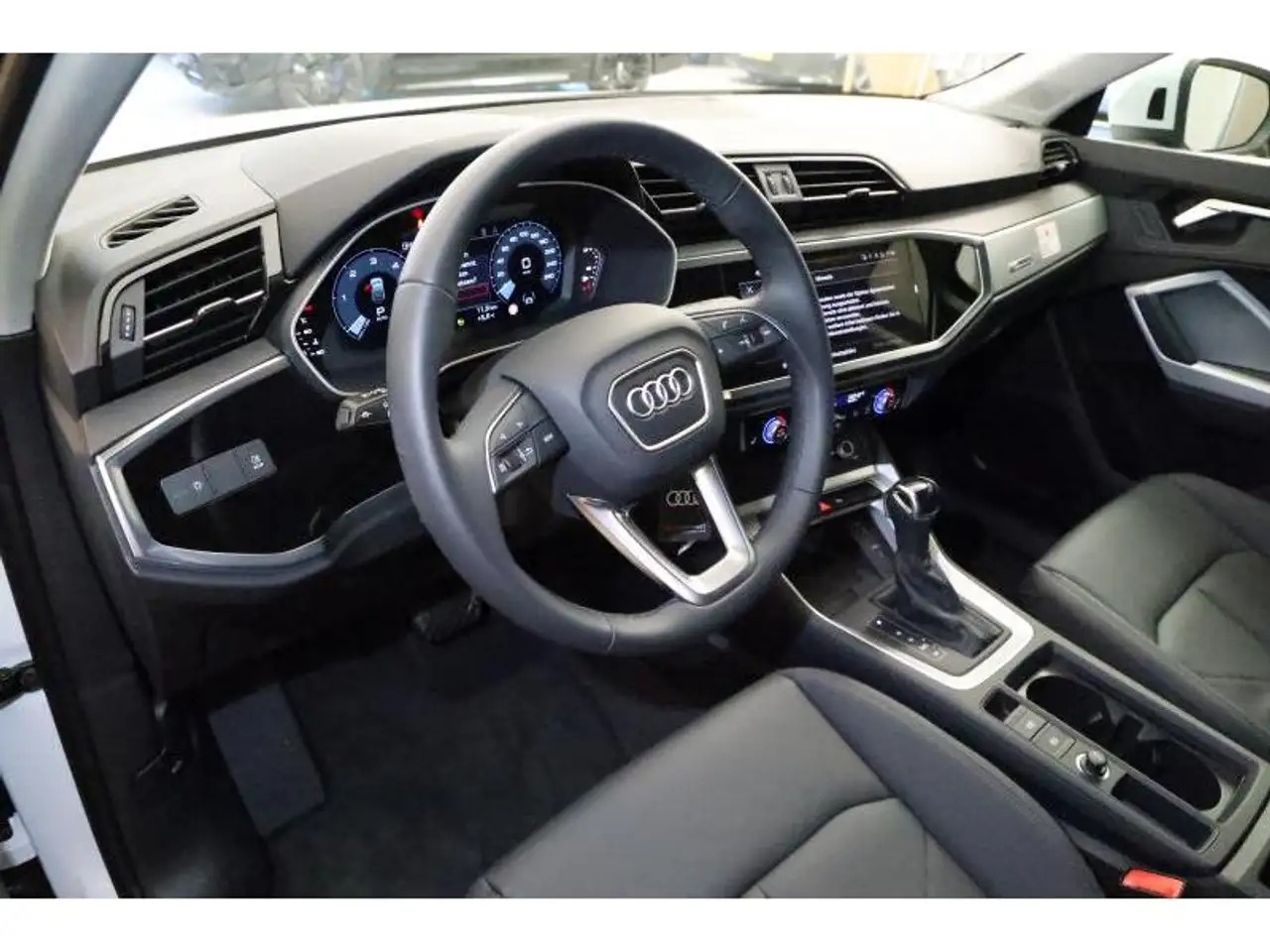 Audi Q3 Sportback S-Line 8