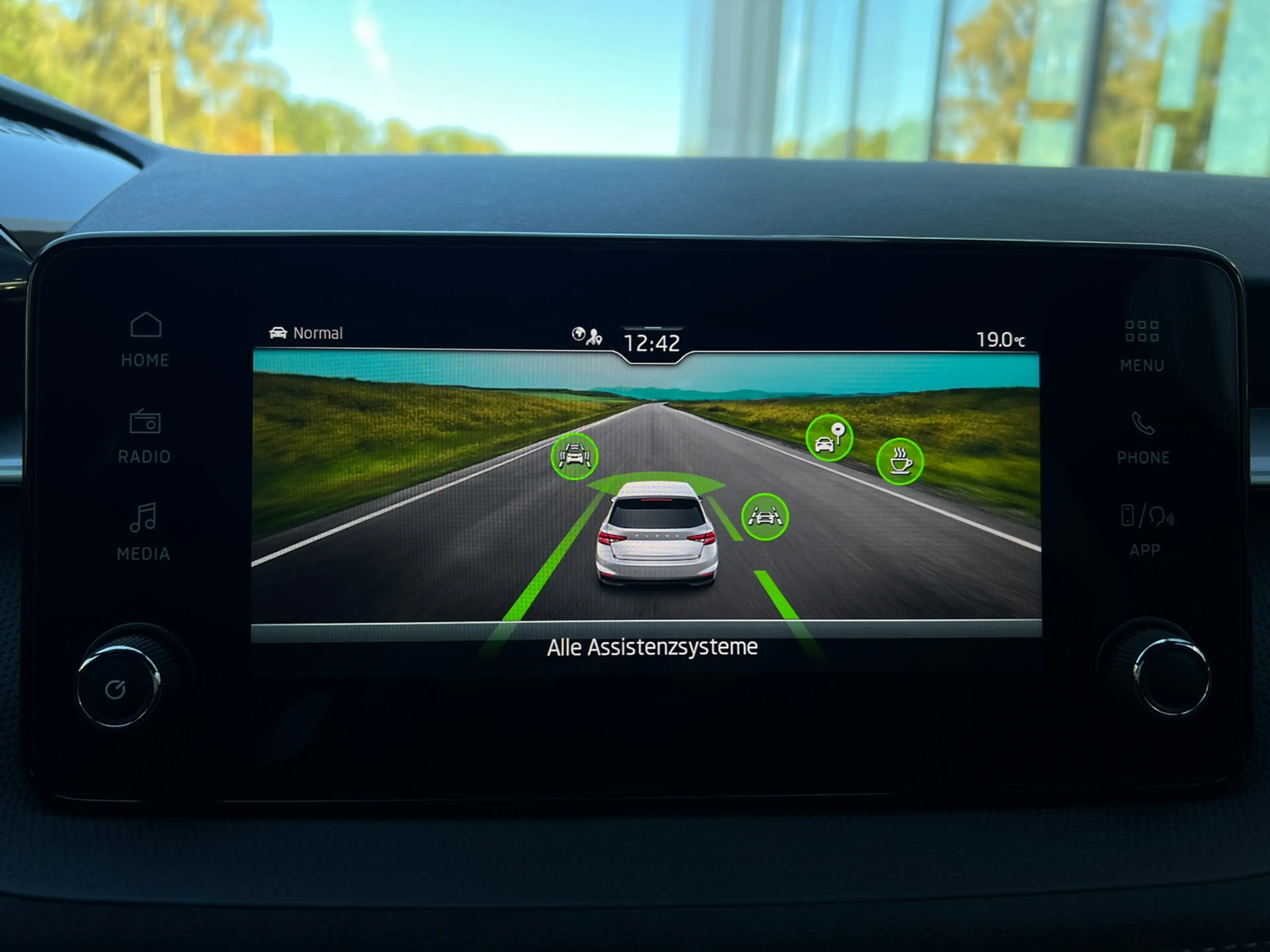 Skoda Fabia Monte Carlo 1.0 TSI DSG *LED, SmartLInk, Kamera, — photo 14