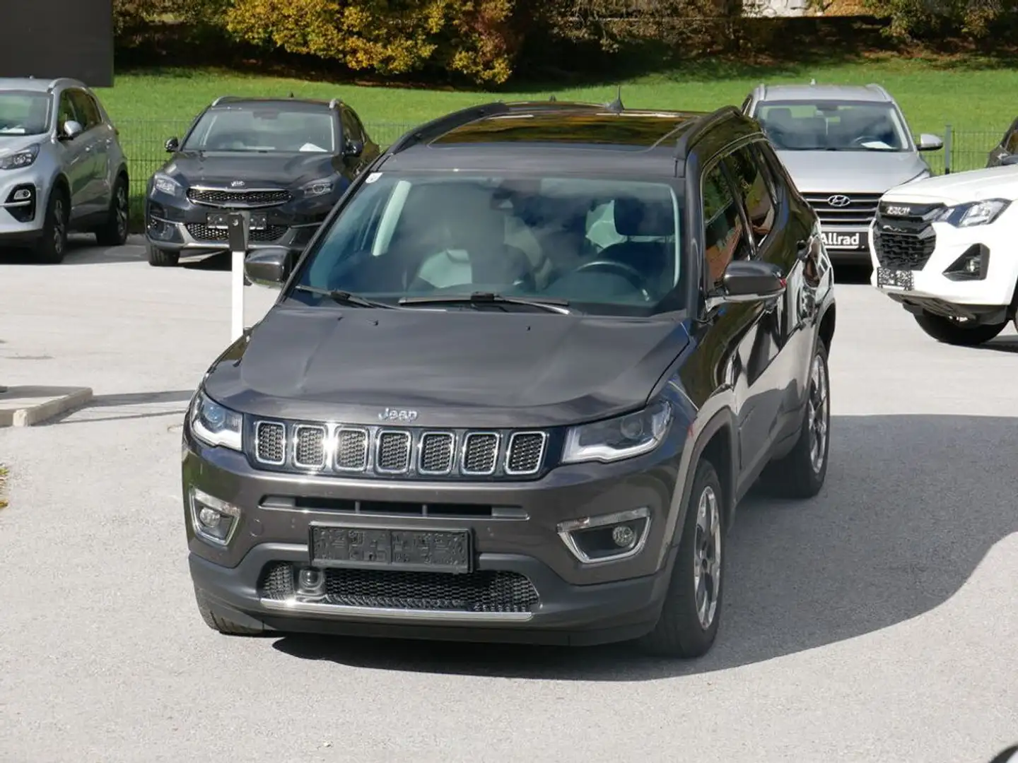 Jeep Compass 2,0 MultiJet II AWD Limited Aut. Grau - 2