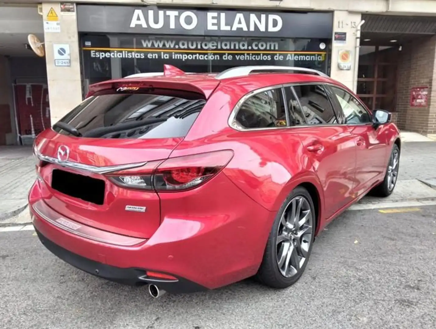 Mazda 3 Wagon Luxury 2.5 SKYACTIV-G 192 CV Aut. Rojo - 1