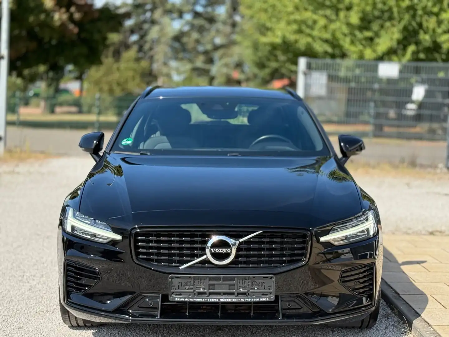Volvo V60 T8 R Design Recharge AWD RFK 19 Zoll Memory Schwarz - 1