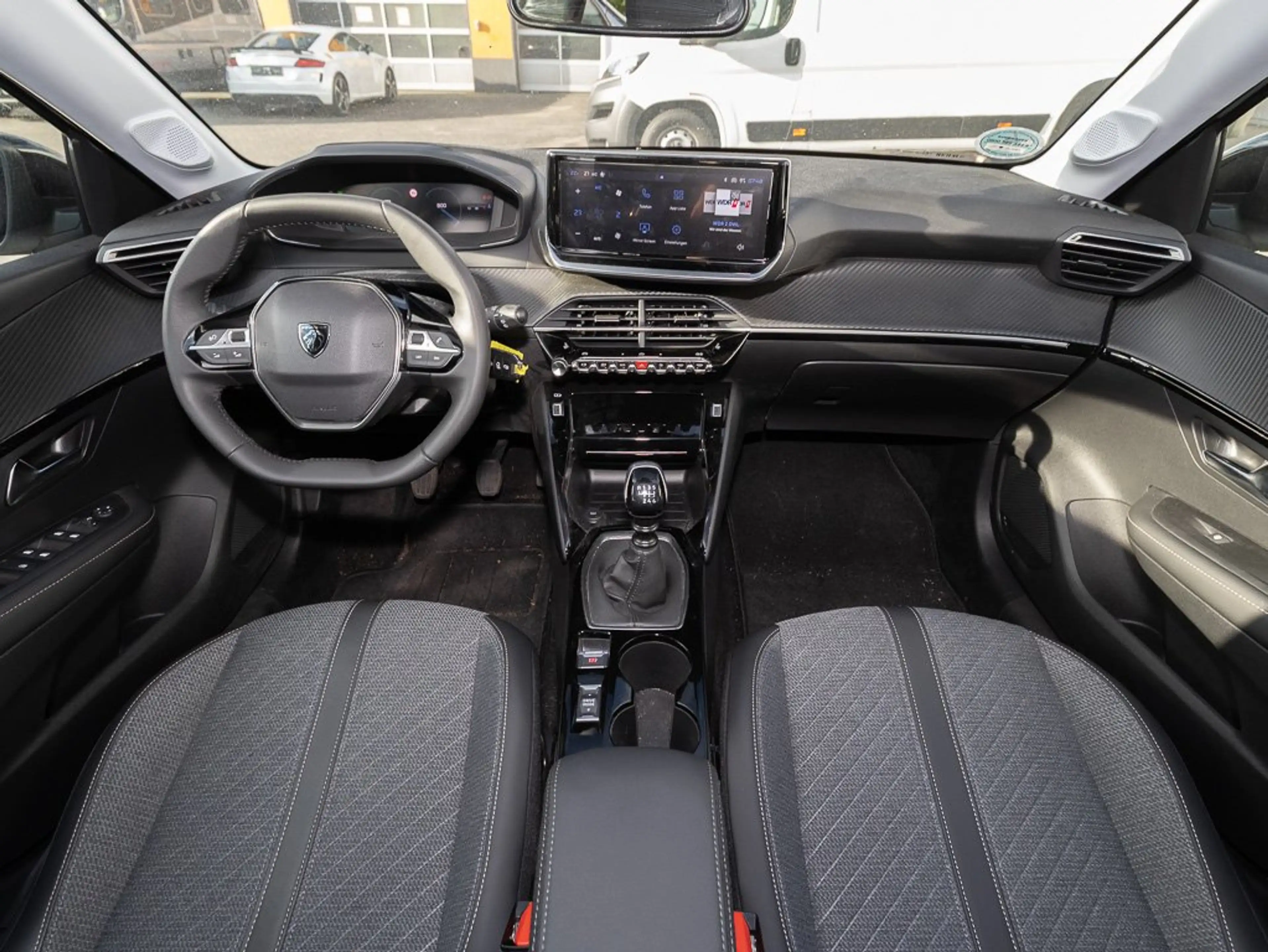 Peugeot 208 Allure +RFK+PDC+SHZ+CARPLAY+VZE+eFK+DAB+BT+ — photo 10