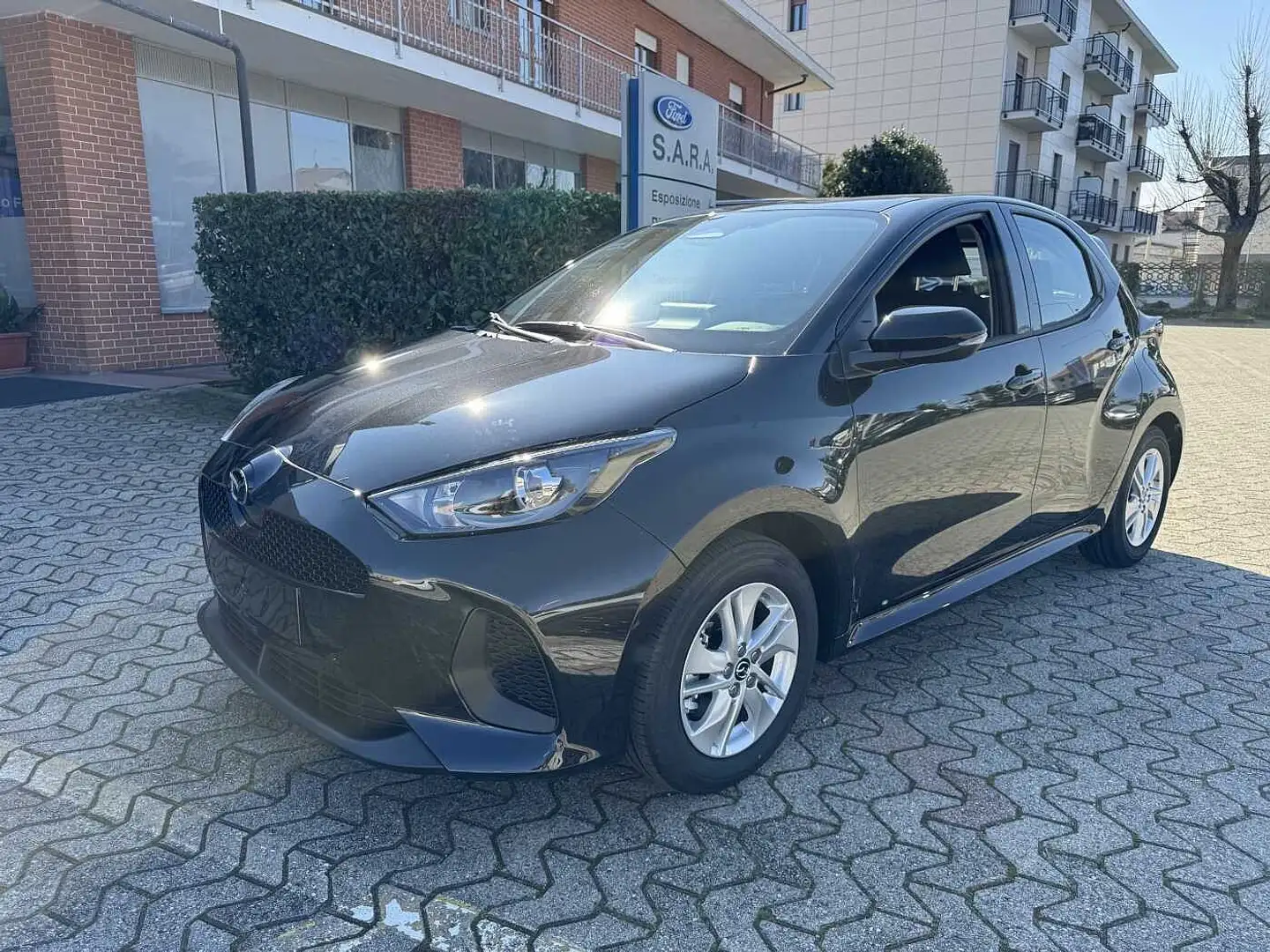 Mazda 2 Hybrid Mazda2 1.5 VVT e-CVT Full Electric Centre-L Nero - 1