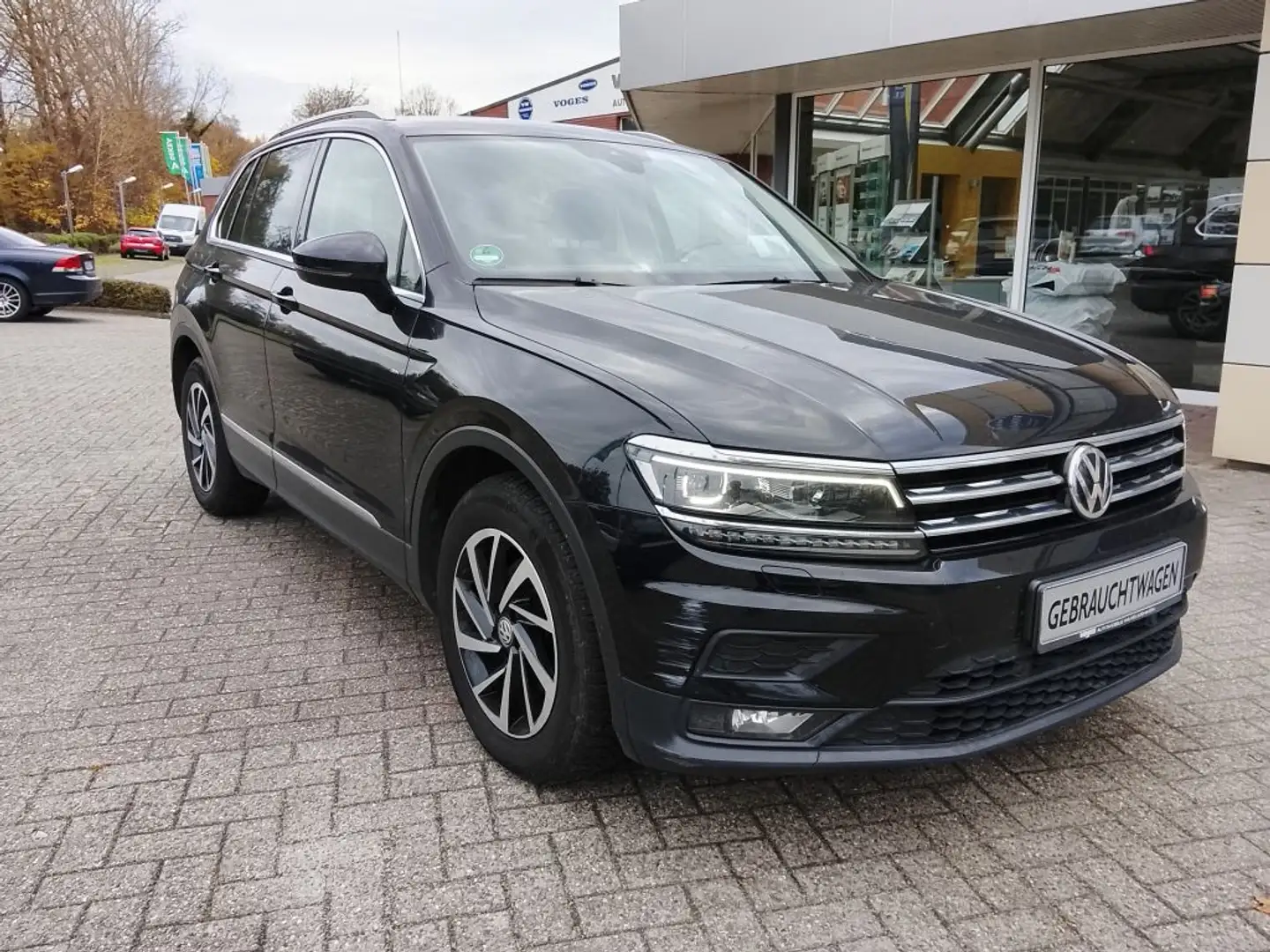 Volkswagen Tiguan 2.0 TDI SCR DSG Join Schwarz - 2