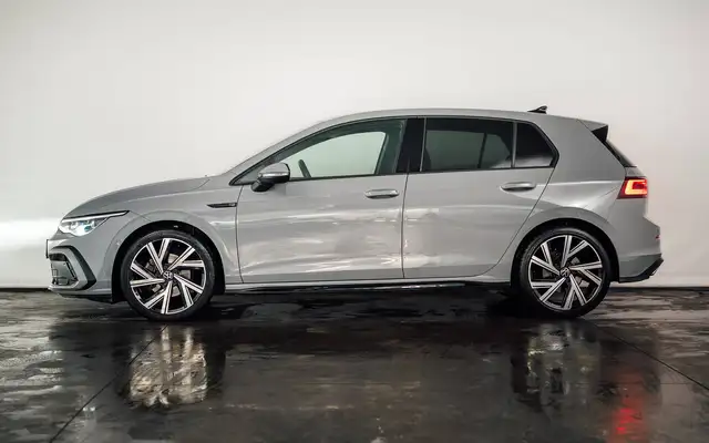 Volkswagen Golf view 2