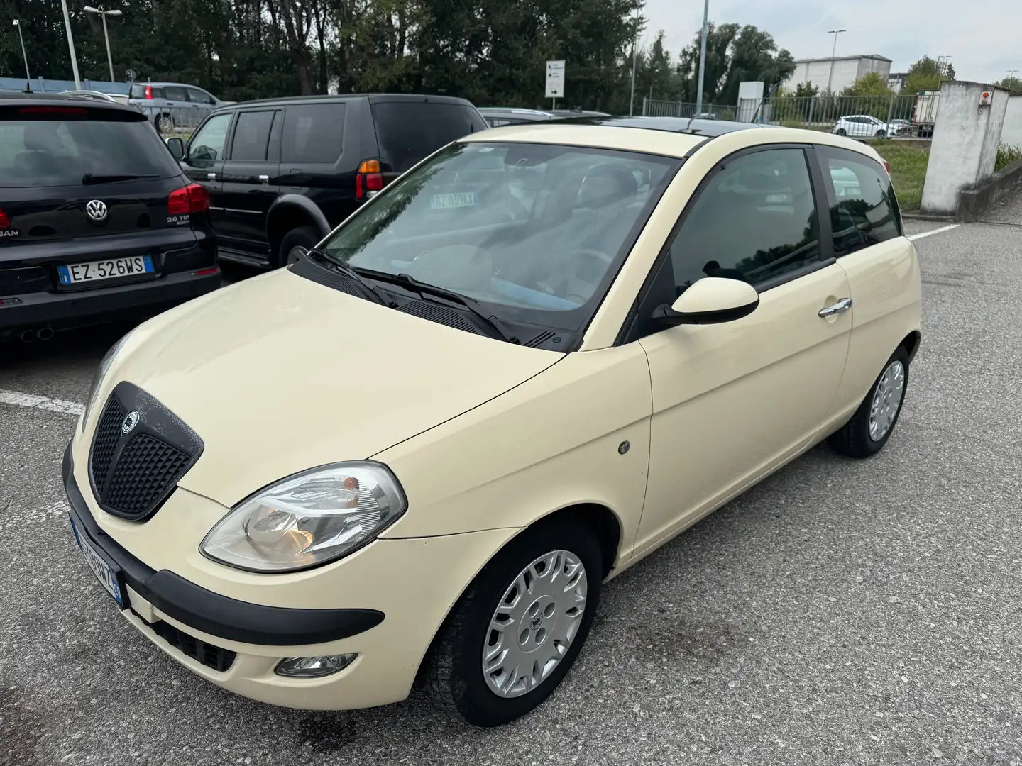 Lancia Ypsilon II 2003 1.2 16v Platino Beige - 1