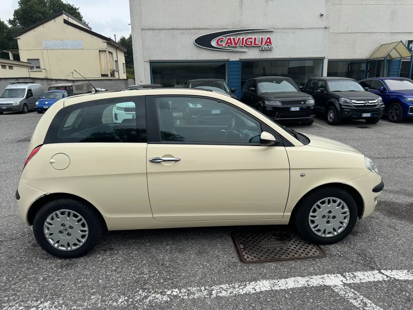 Lancia Ypsilon II 2003 1.2 16v Platino Beige - 2