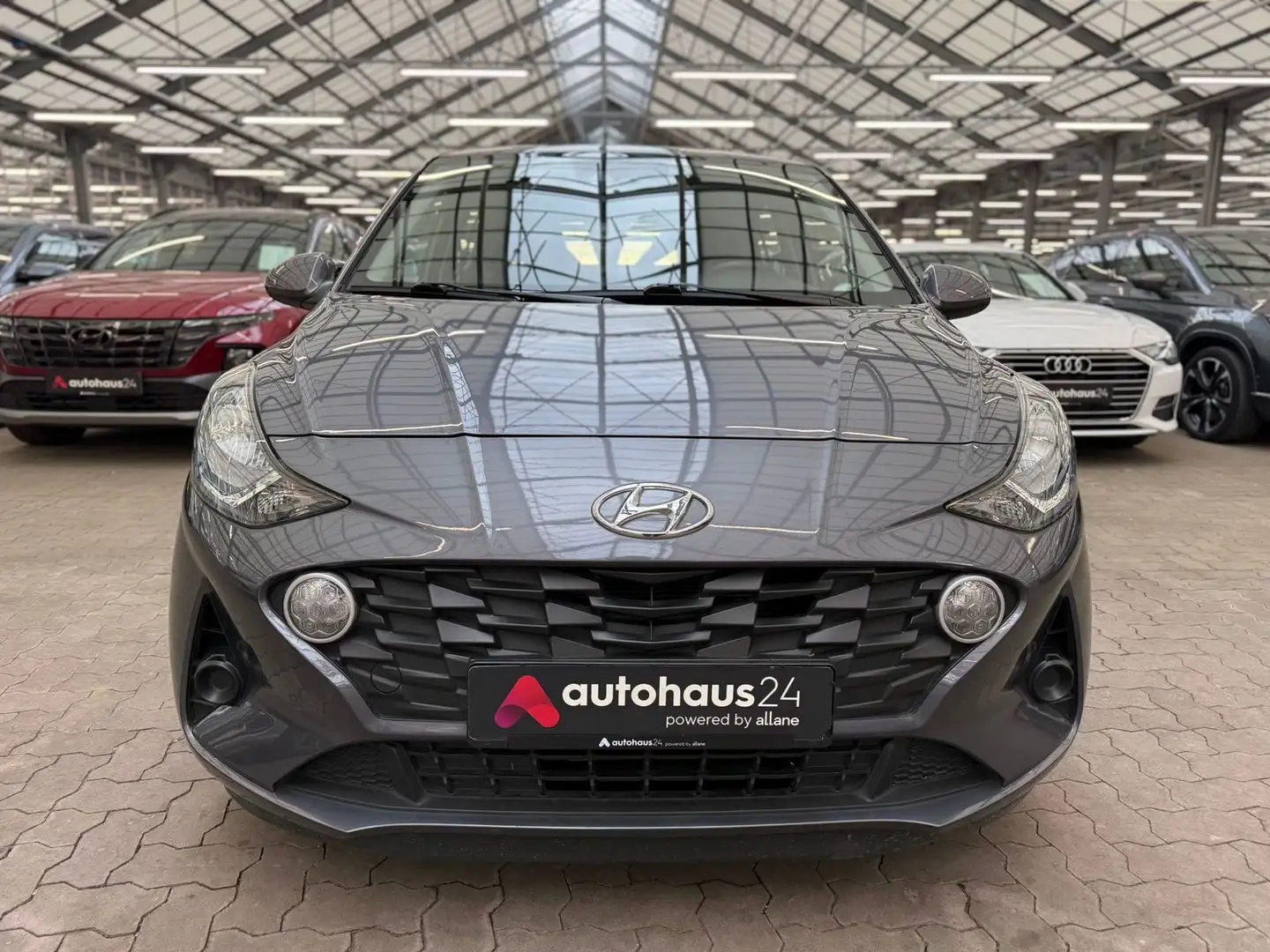 Hyundai i10 1.0 Select  Klima|Bluetooth|PDC Silber - 2