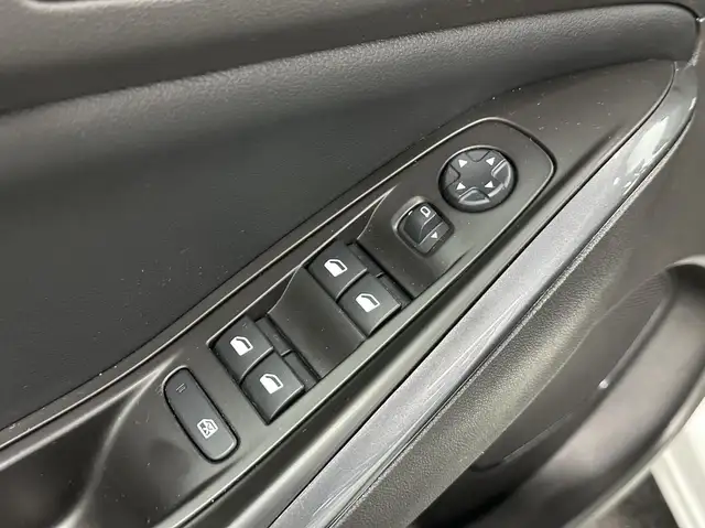Opel Grandland view 17