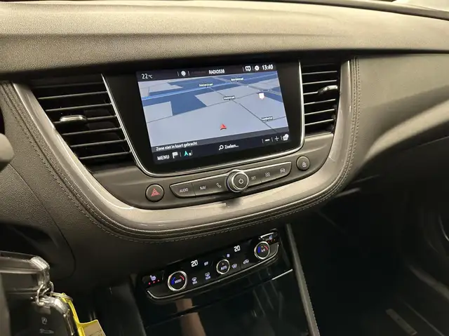 Opel Grandland view 25