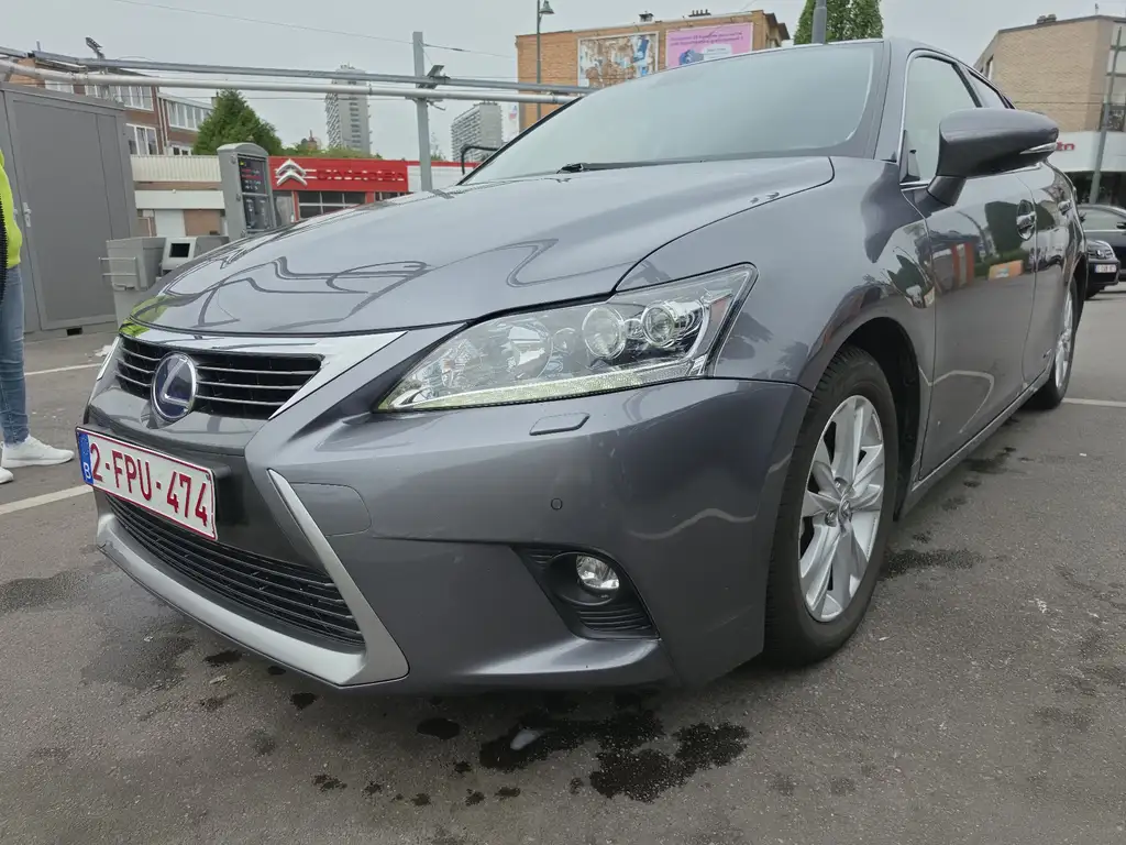 Lexus CT 200h 2015 из Европы — купить под ключ