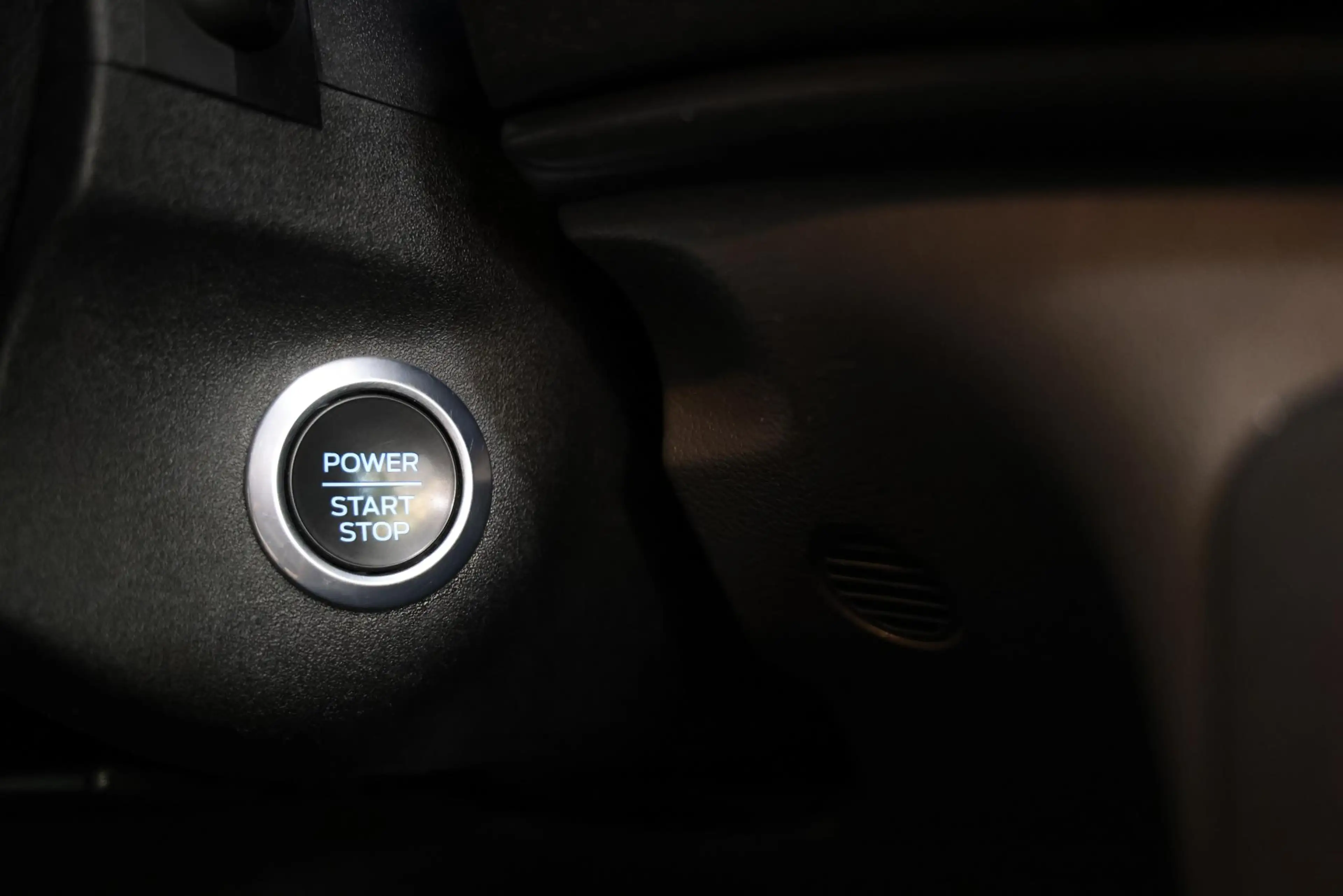 Ford E-Transit 350 L3H2 Trend — photo 13