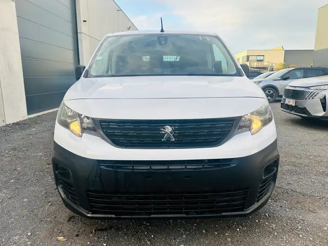 Peugeot Partner Partner L2/3zit/2022/airco/cruis/11560€ netto