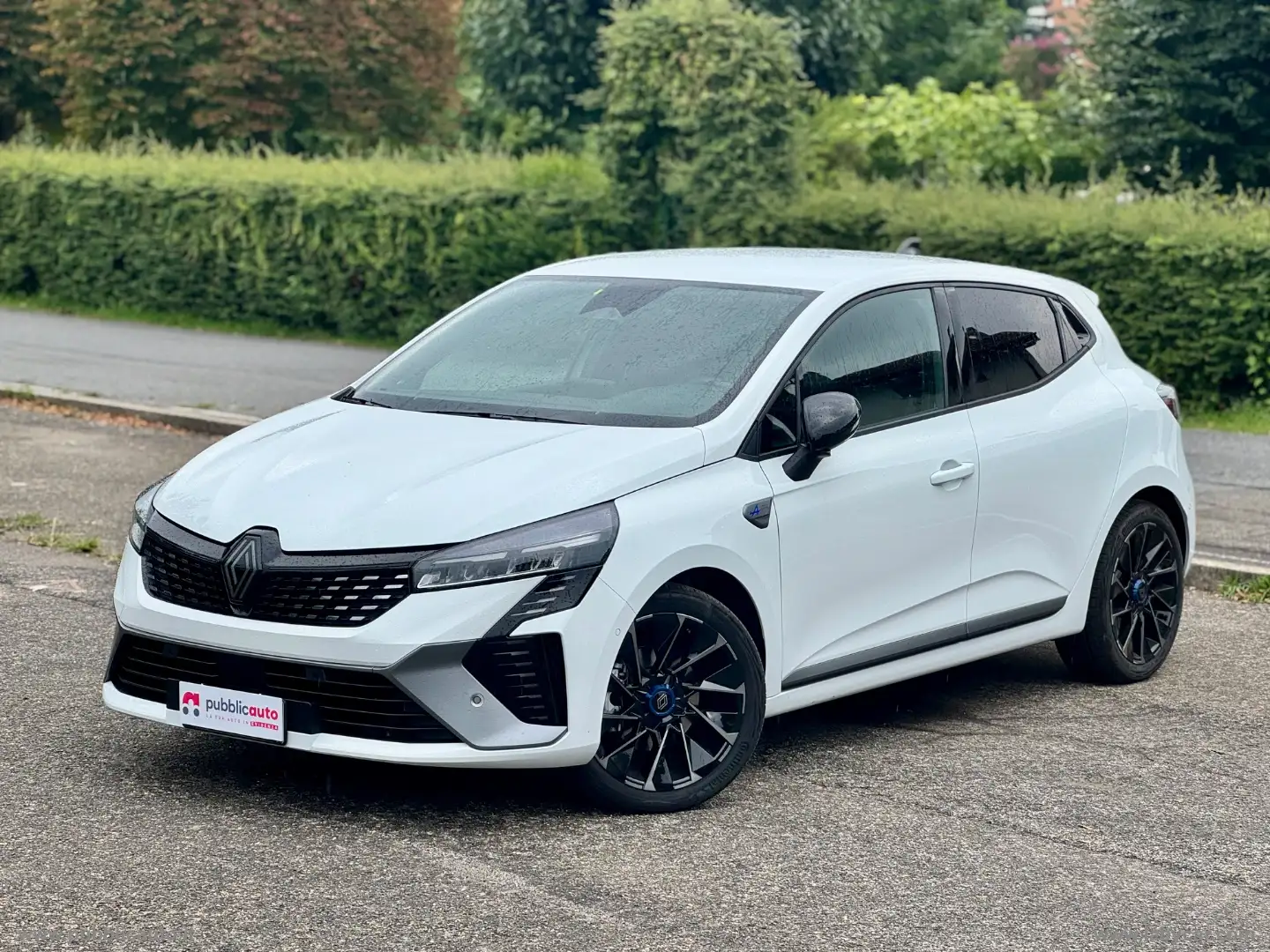 Renault Clio Full Hybrid E-Tech 145 CV E. Alpine Bianco - 1