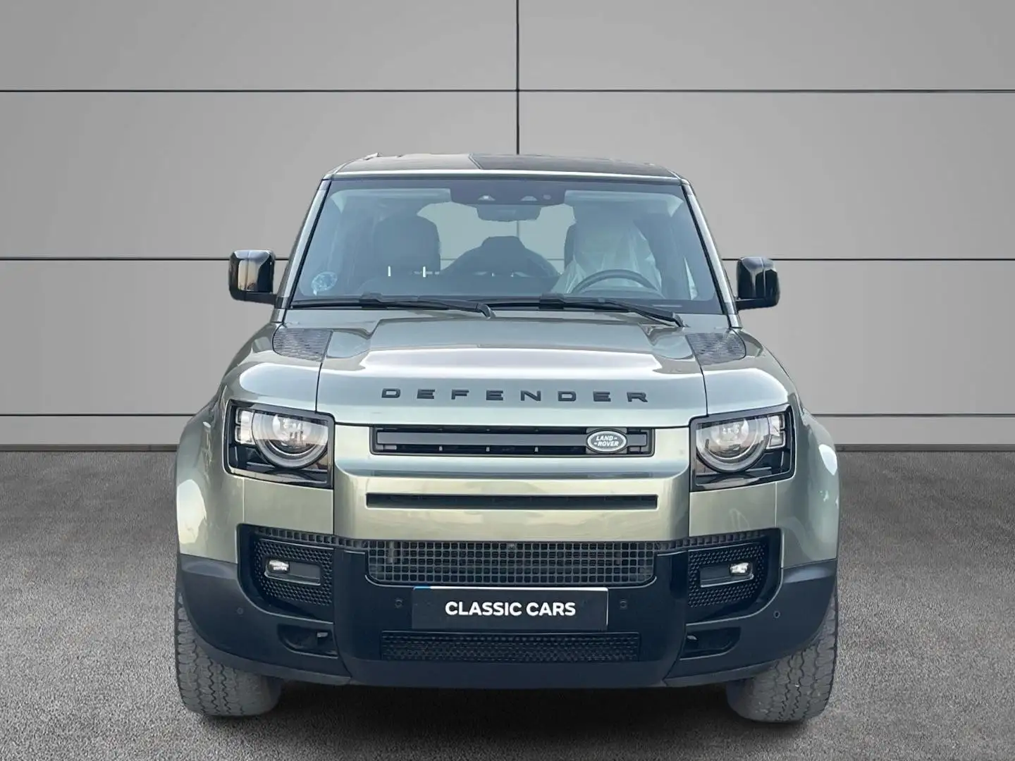Land Rover Defender 110 3.0D l6 MHEV SE AWD Aut. 200 Grün - 2