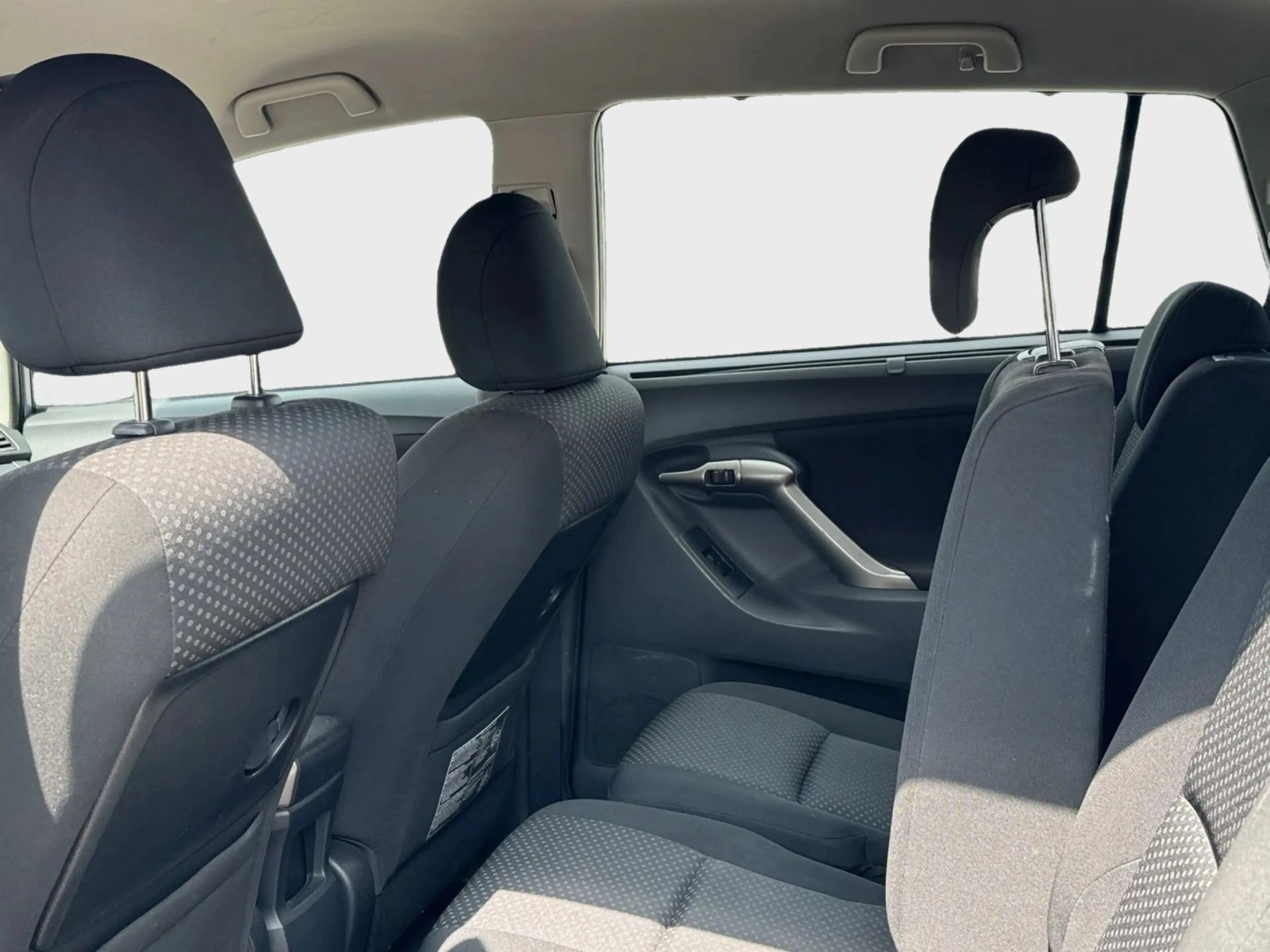Toyota Verso Executive — photo 10