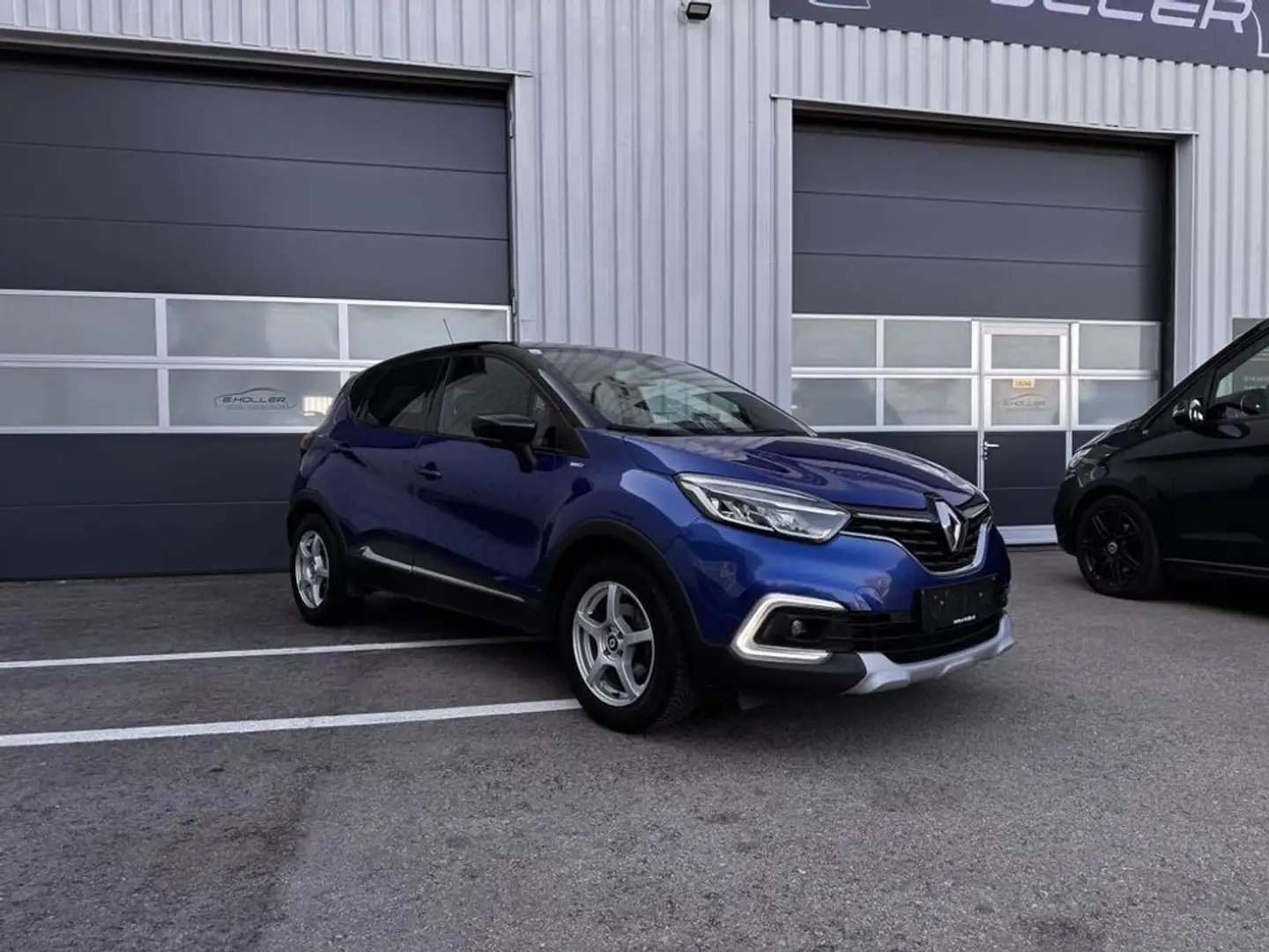 Renault Captur TCe 150 PF 4Austria EDC Blau - 2