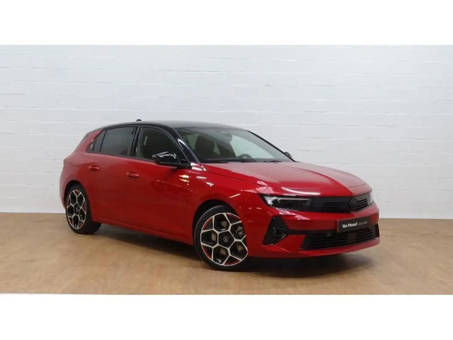 Opel Astra 1.6T GS Line Hybrid Rood - 2