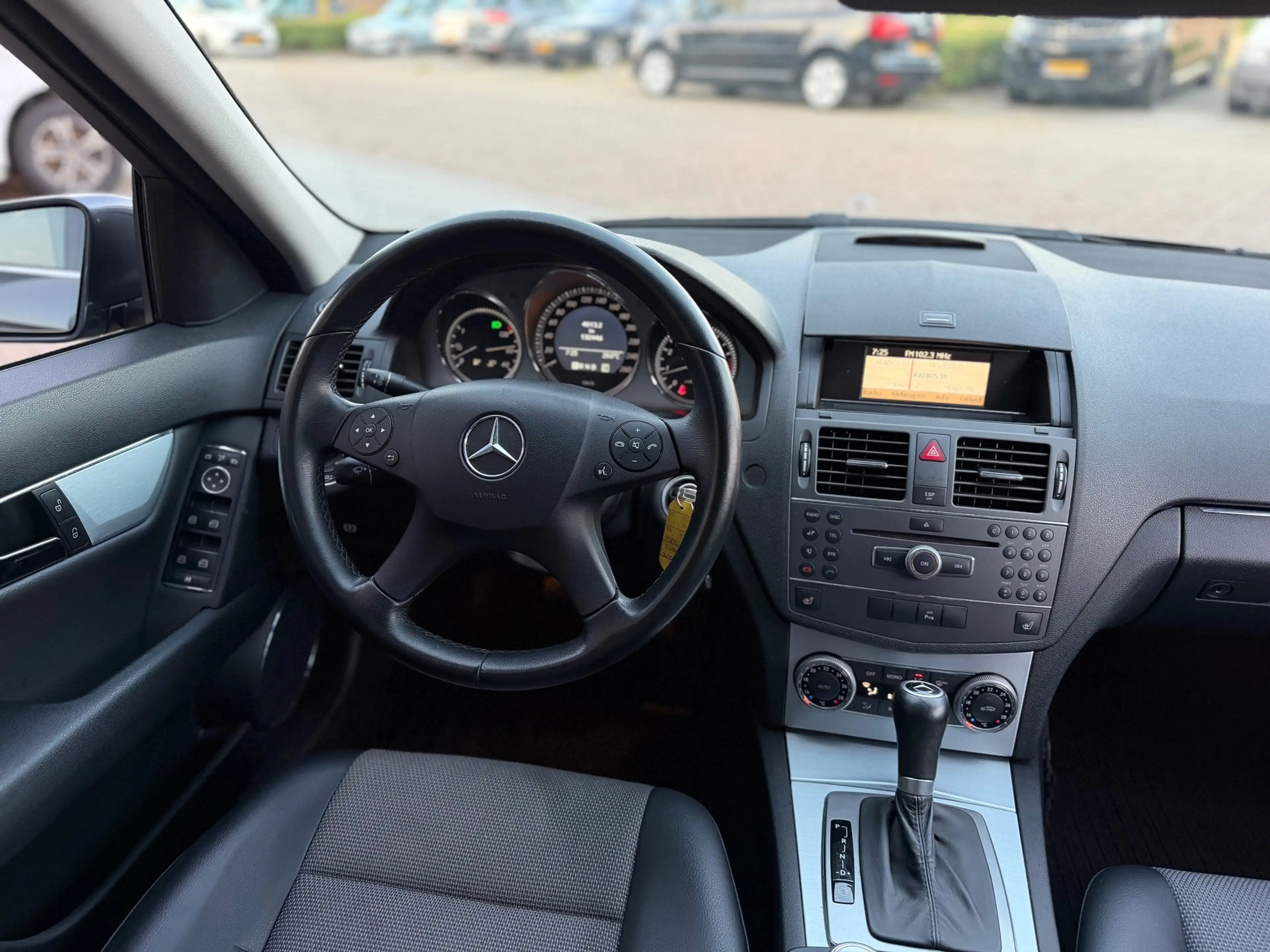 Mercedes-Benz C 180 Estate CGI BlueEFFICIENCY Business Class Avantgard — photo 23