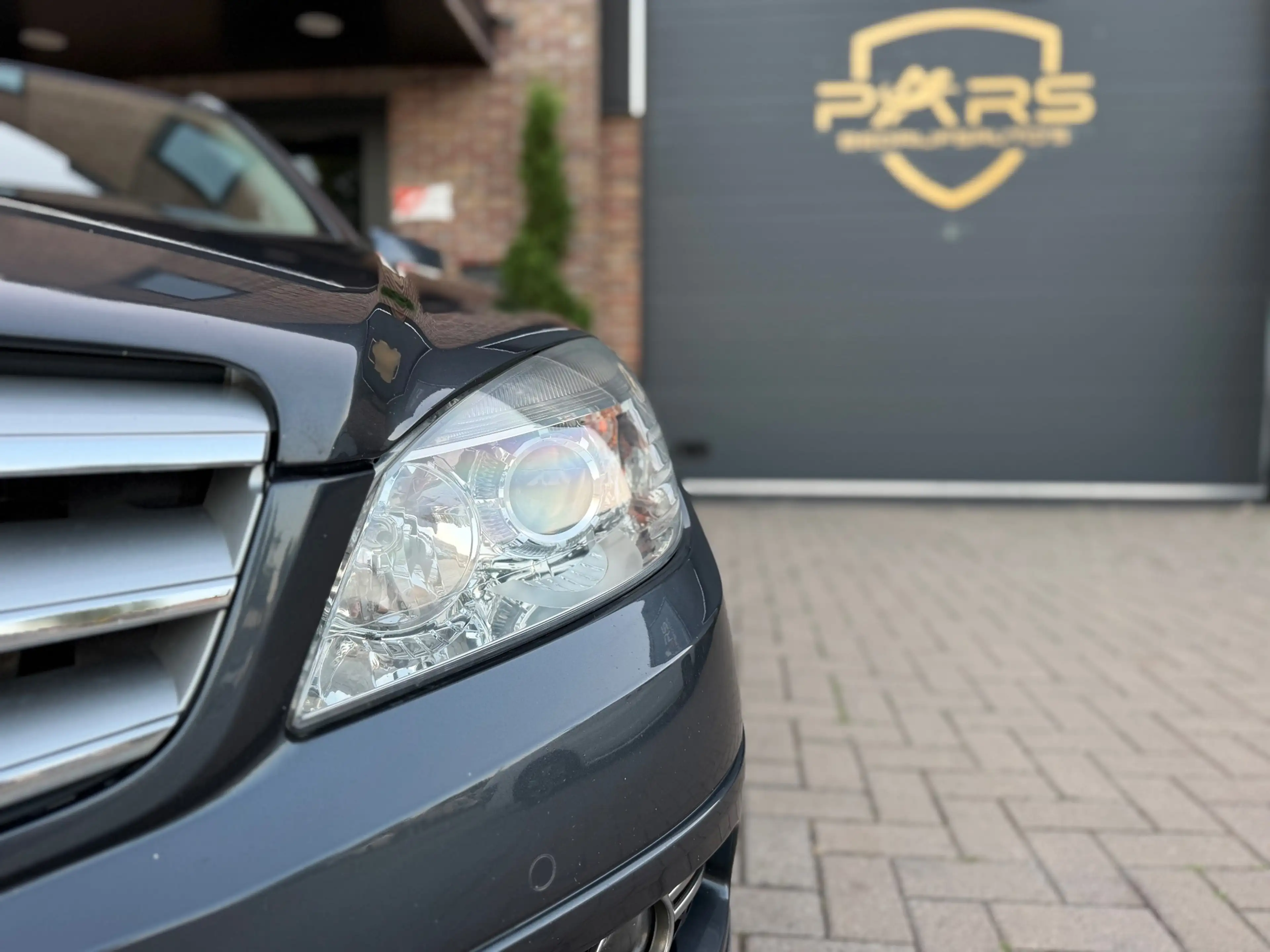 Mercedes-Benz C 180 Estate CGI BlueEFFICIENCY Business Class Avantgard — photo 10