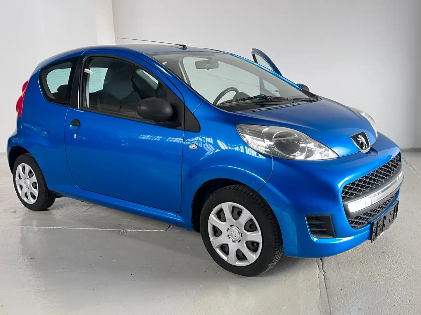 Peugeot 107 Petit Filou Blau - 2