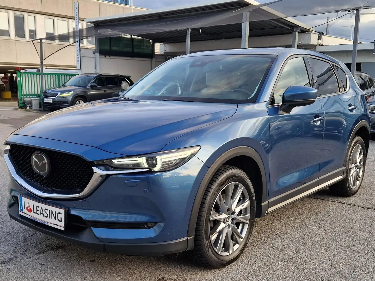Mazda CX-5 CD 184 AWD Revolution Top SD " Leder weiss" Aut. Blau - 1