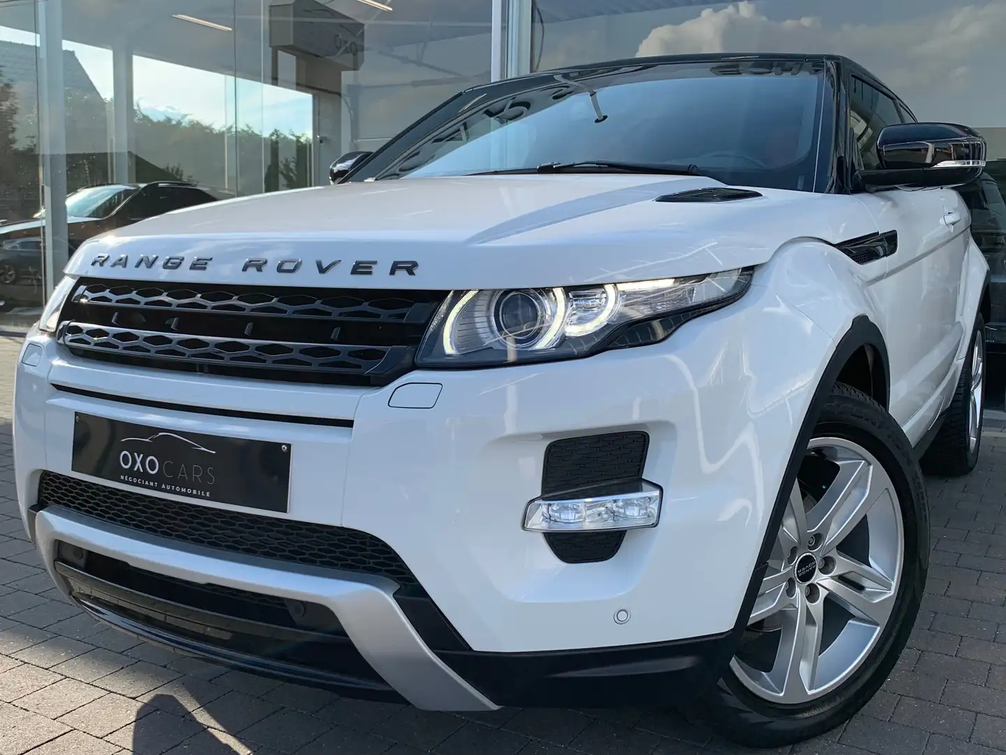 Land Rover Range Rover Evoque Coupé 2.2TD4 4WD Dynamic / Xenon / FULL OPTIONS Weiß - 1