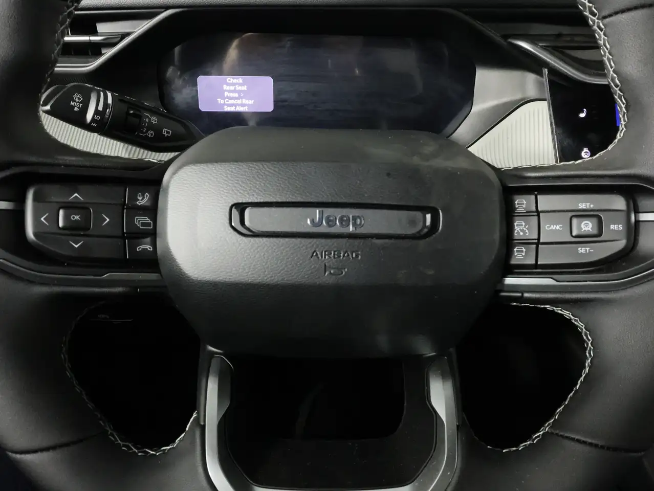 Jeep Cherokee снимка Jeep Cherokee