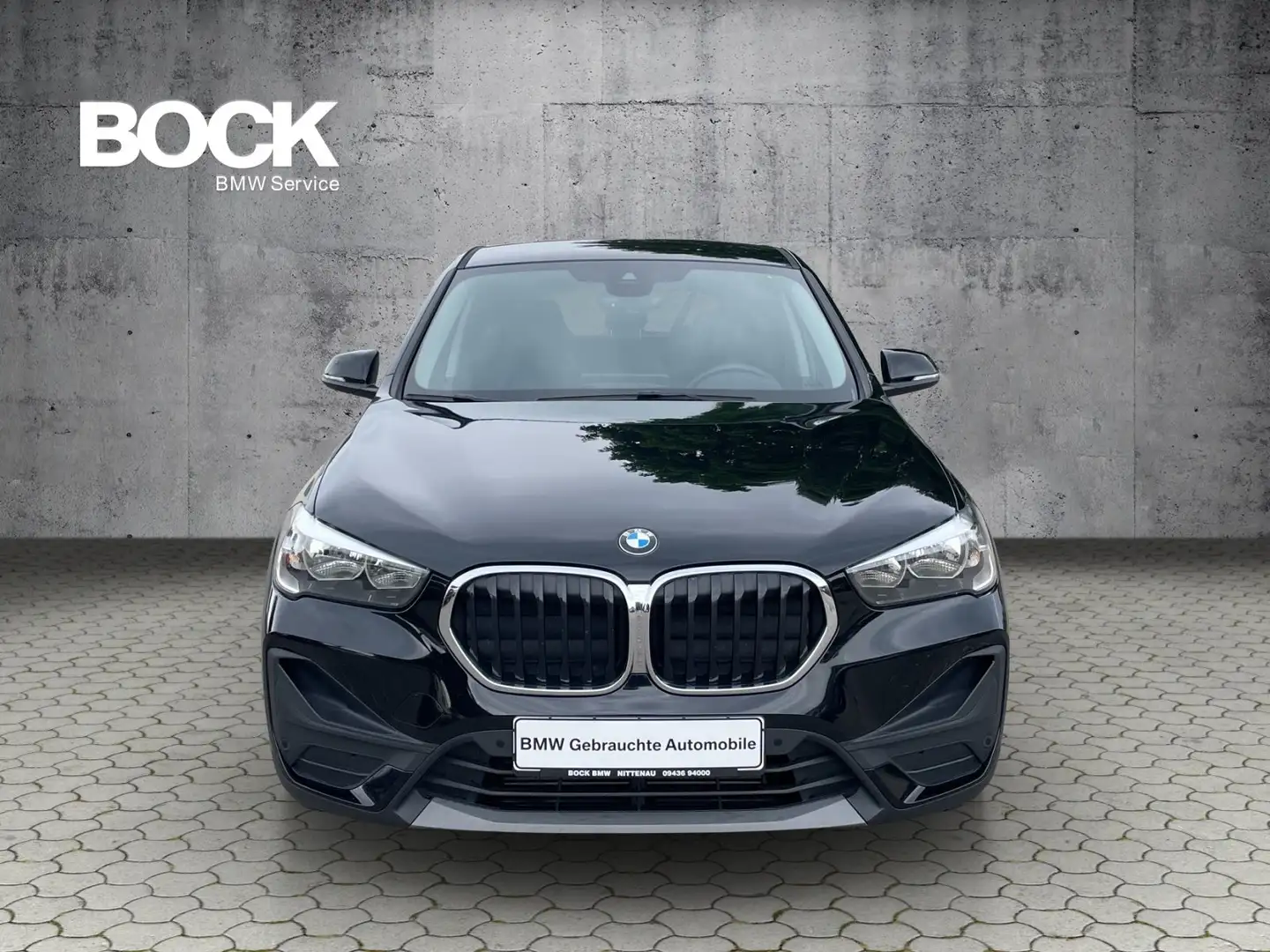 BMW X1 xDrive 20 d Advantage Schwarz - 2