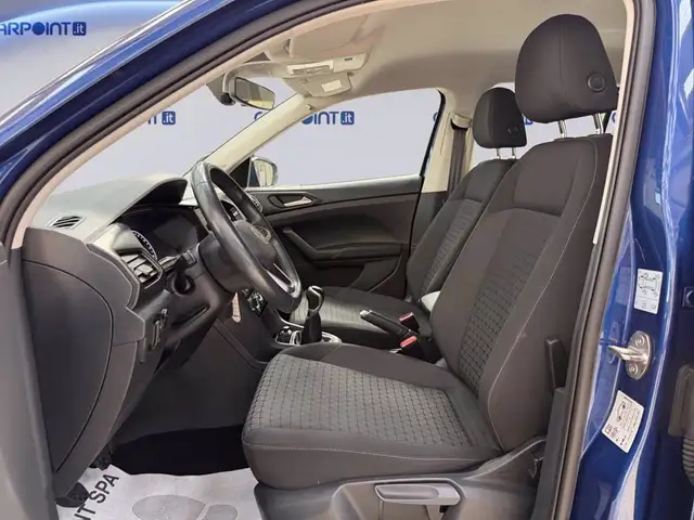 Volkswagen T-Cross view 10