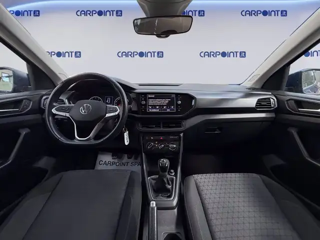 Volkswagen T-Cross view 11