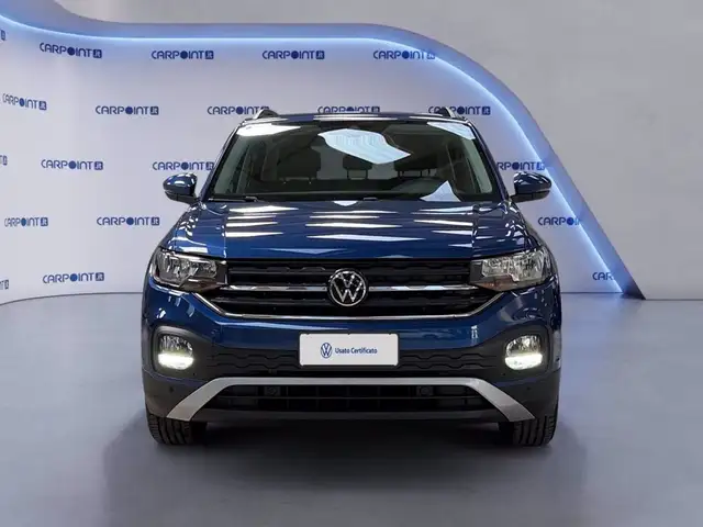Volkswagen T-Cross view 9