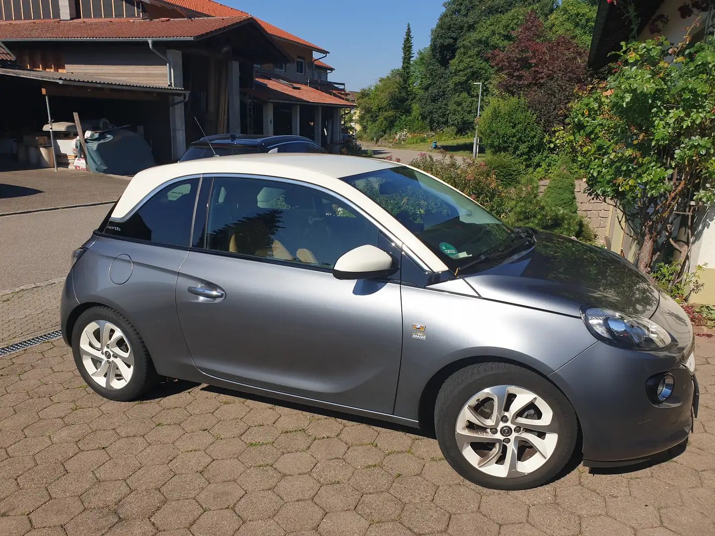 Opel Adam Opel Adam 1.4, 31.500 km, 29.04.2019, 87 PS Szary - 1