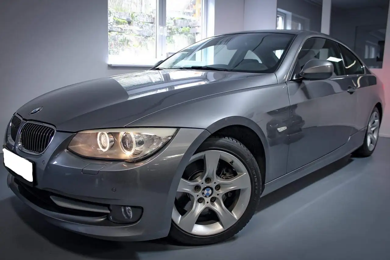 BMW 325